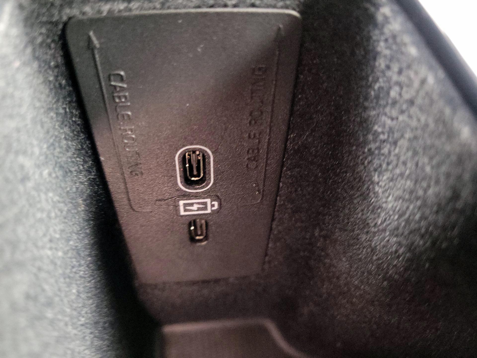 Thumbnail: 2025 Volvo XC60 - 19