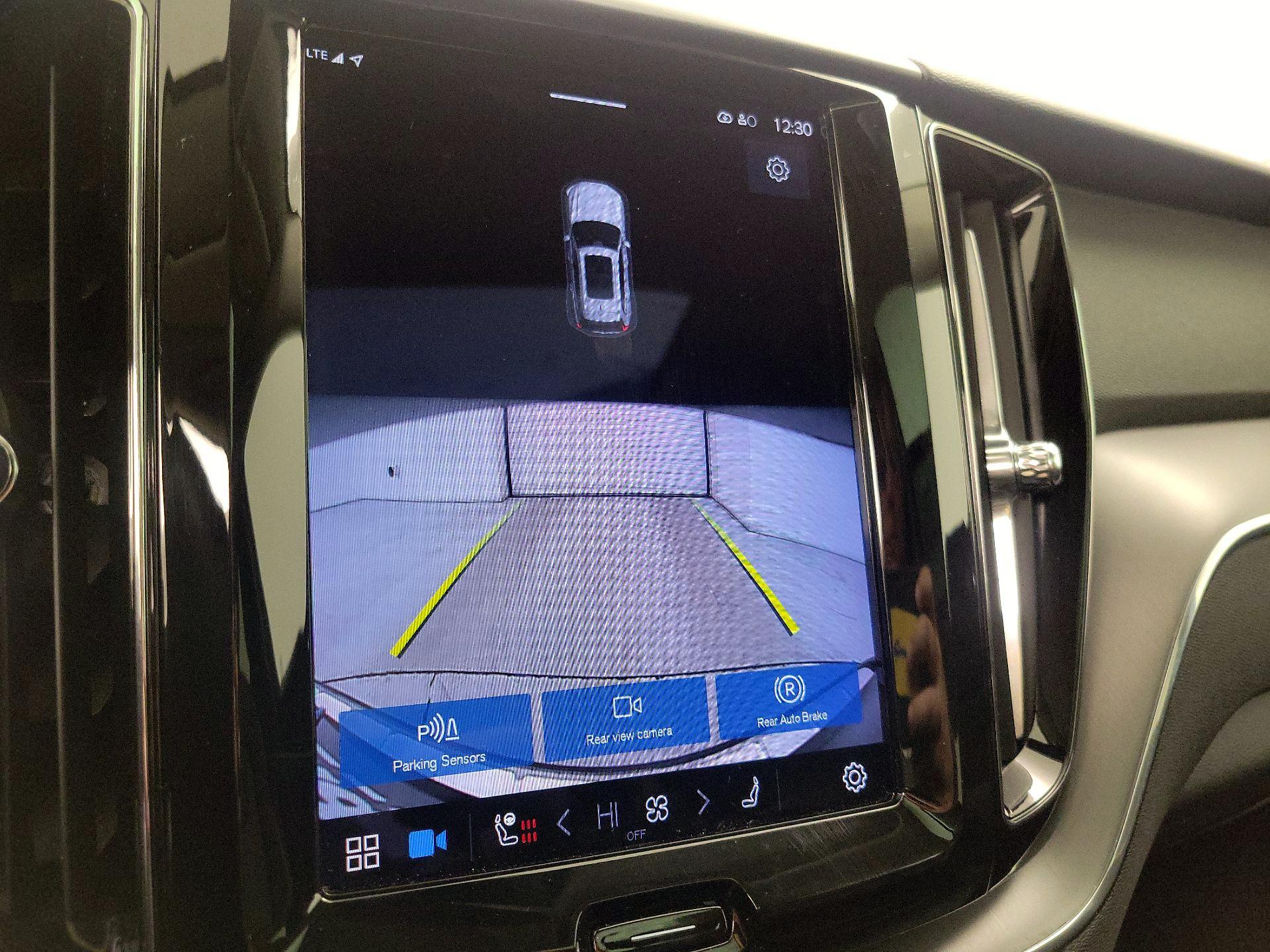 Thumbnail: 2023 Volvo XC60 - 15