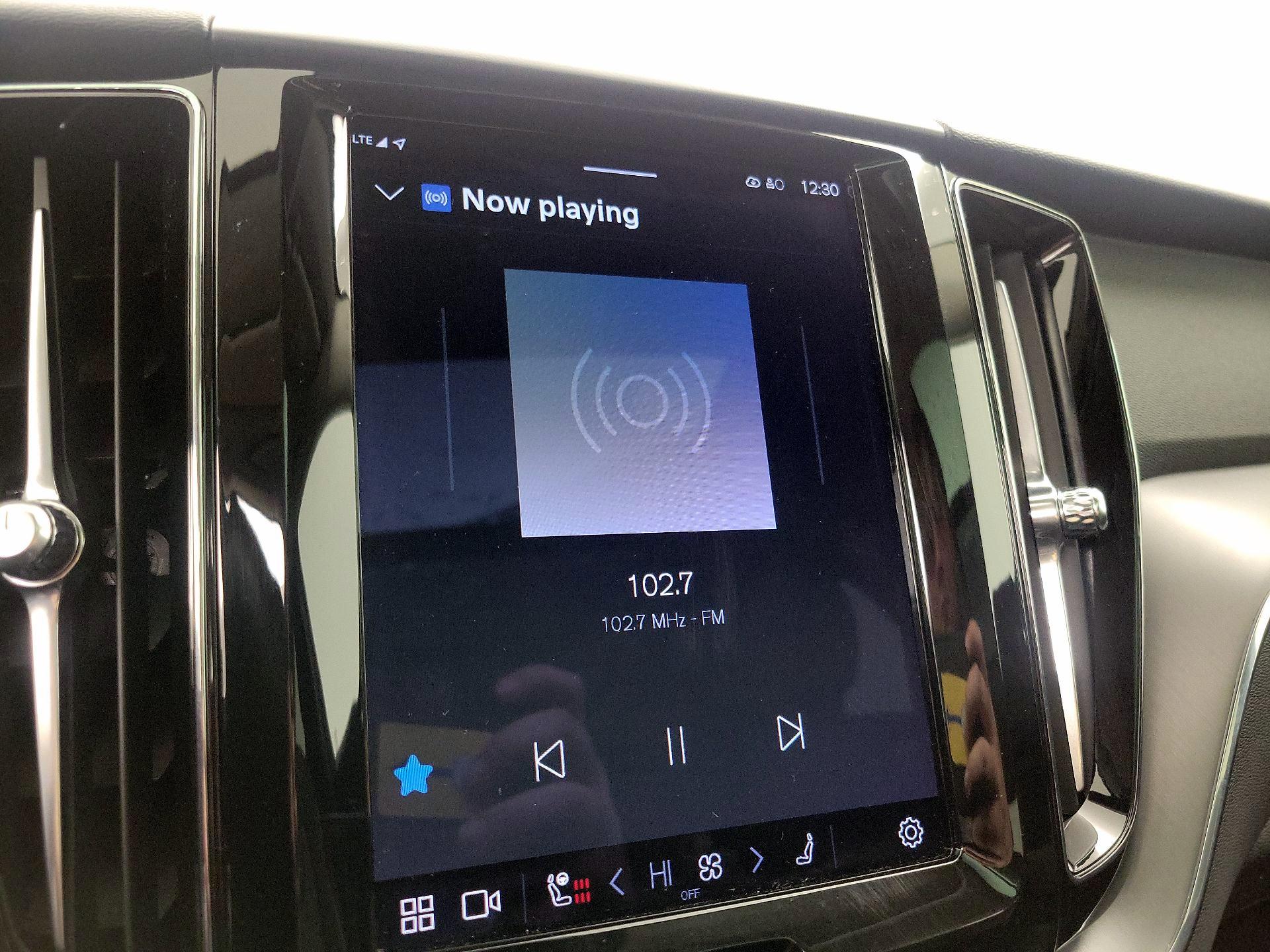 Thumbnail: 2023 Volvo XC60 - 16