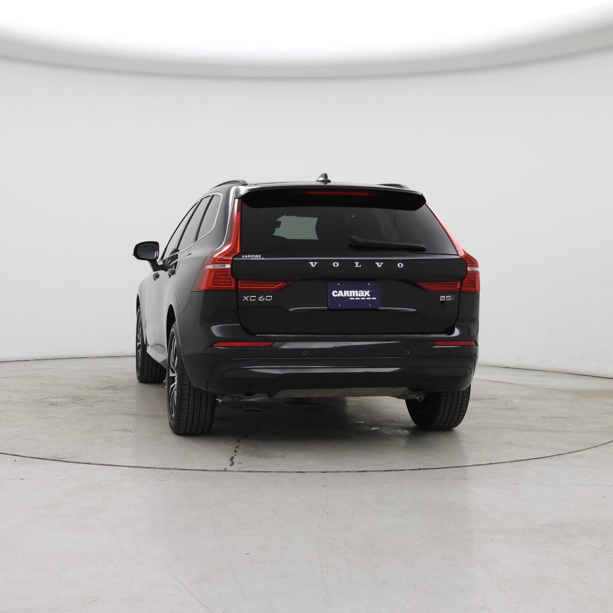 Thumbnail: 2023 Volvo XC60 - 8