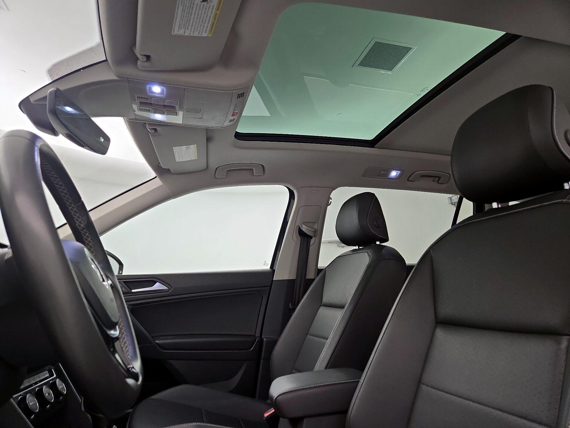 Thumbnail: 2021 Volkswagen Tiguan - 20