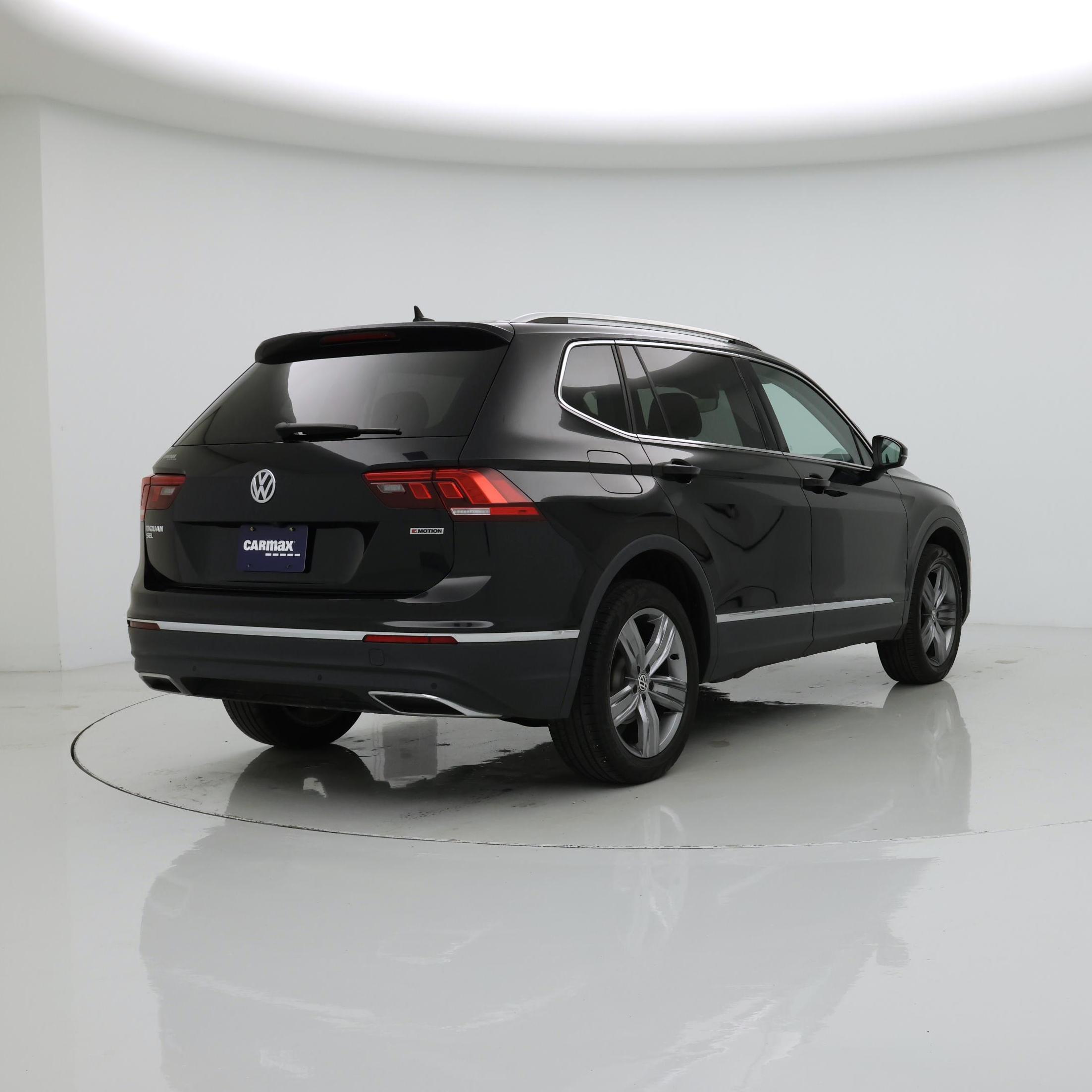 Thumbnail: 2021 Volkswagen Tiguan - 8