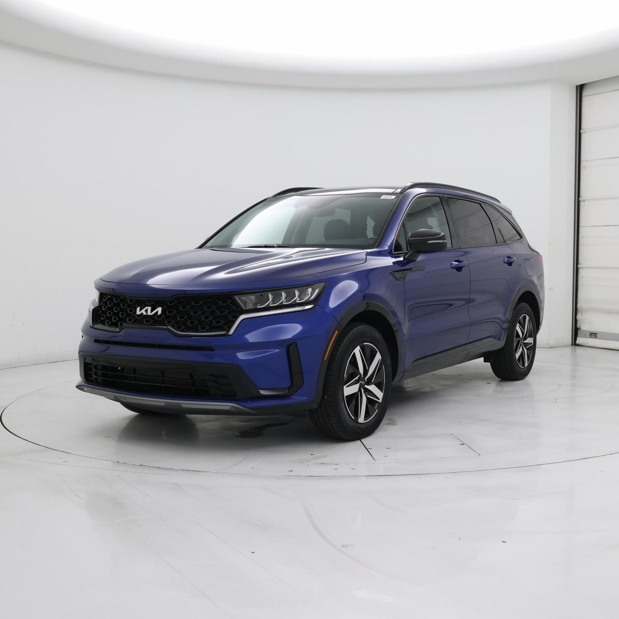 Thumbnail: 2023 Kia Sorento - 4