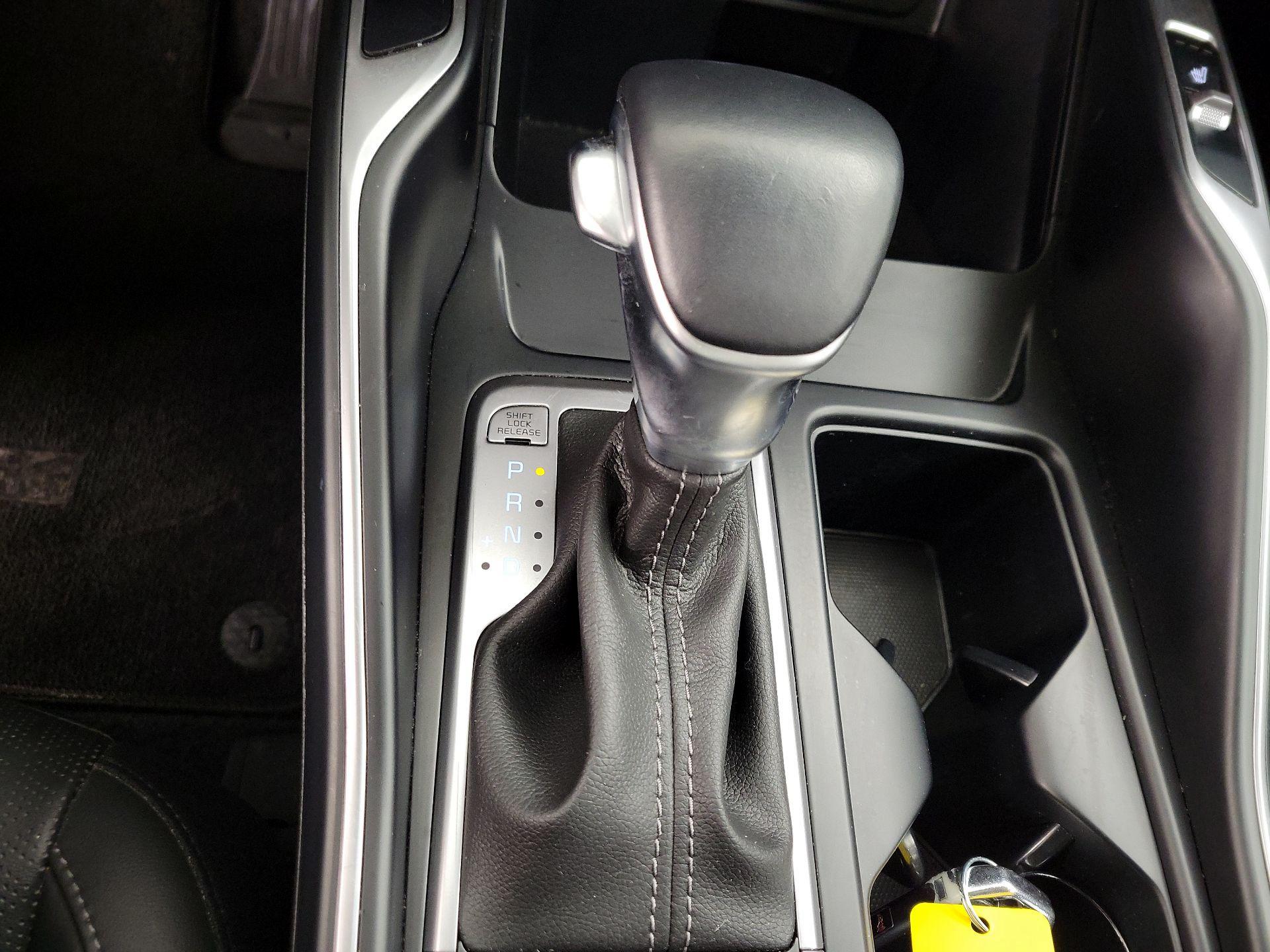 Thumbnail: 2023 Kia Sorento - 18