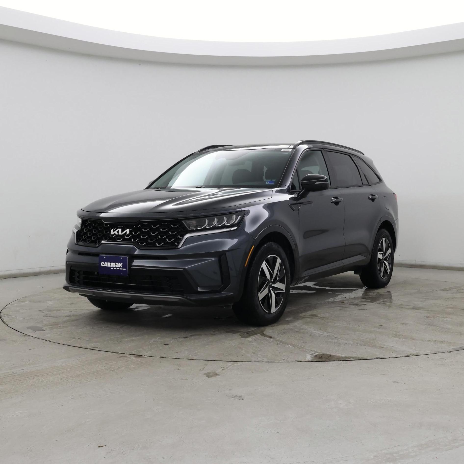 Thumbnail: 2023 Kia Sorento - 4