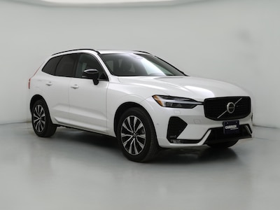 2023 Volvo XC60 B5 Plus Dark Theme