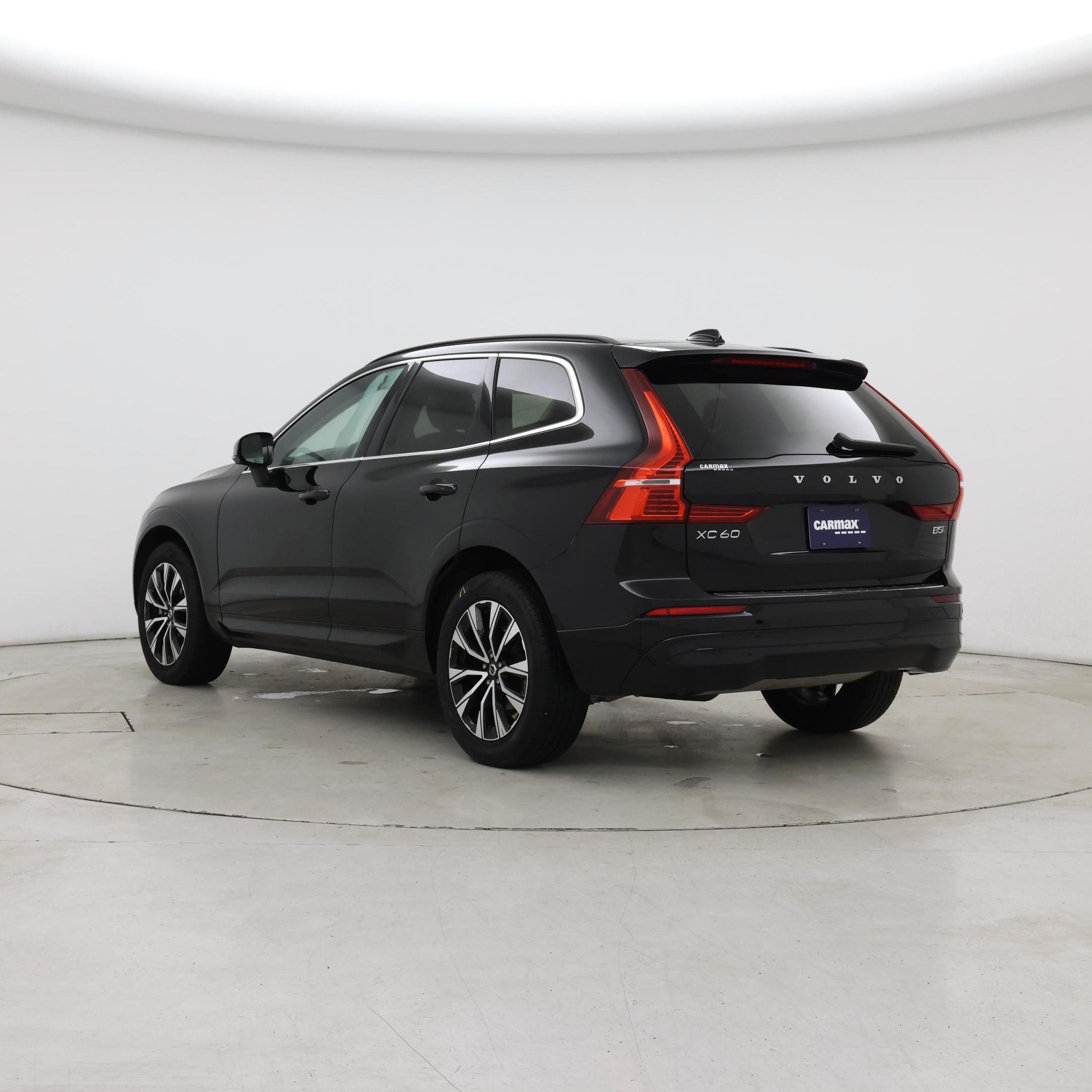 Thumbnail: 2023 Volvo XC60 - 2