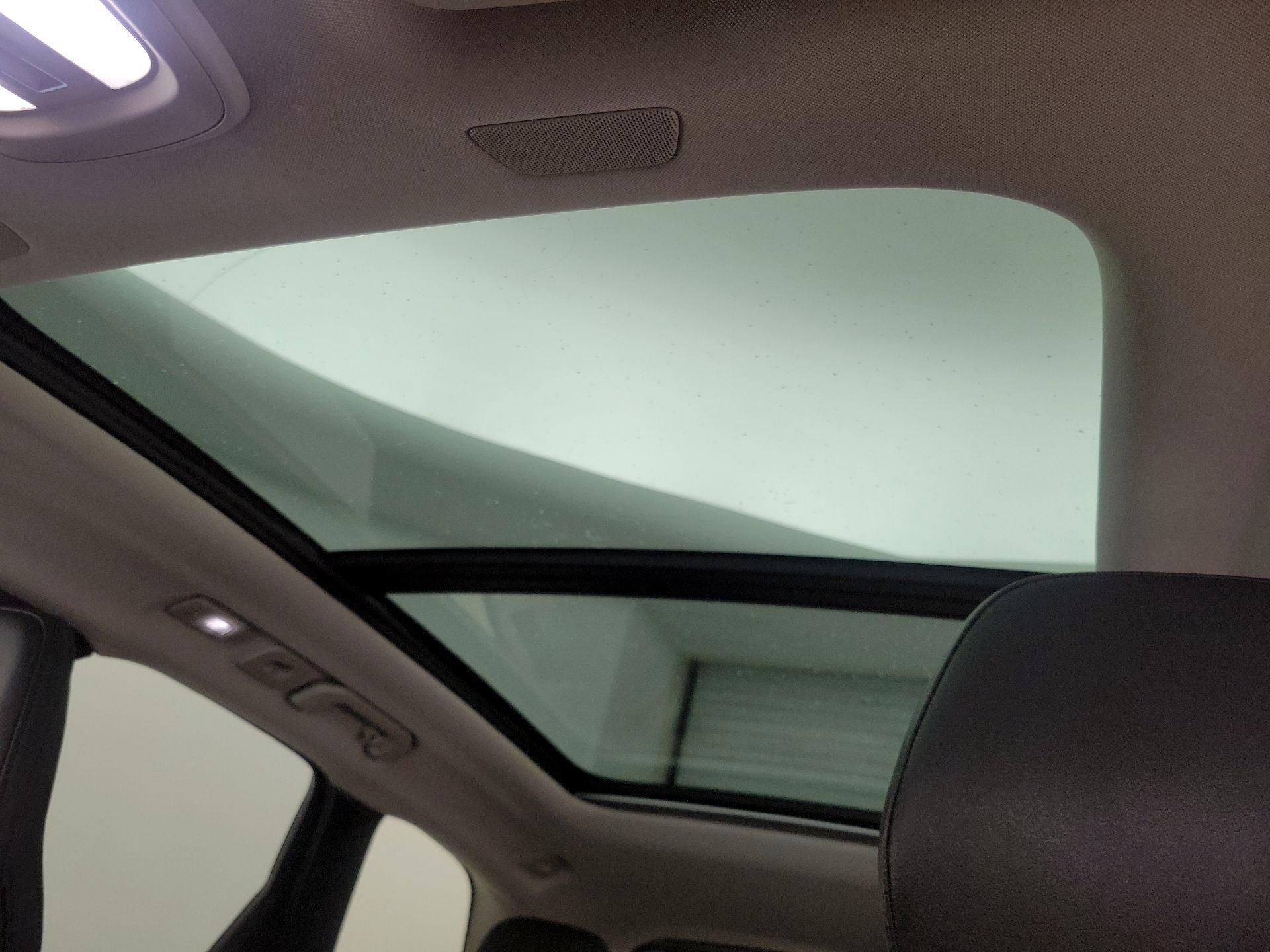 Thumbnail: 2023 Volvo XC60 - 20