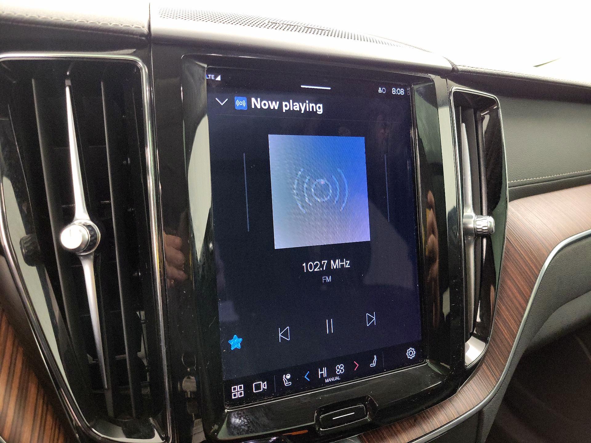 Thumbnail: 2023 Volvo XC60 - 15