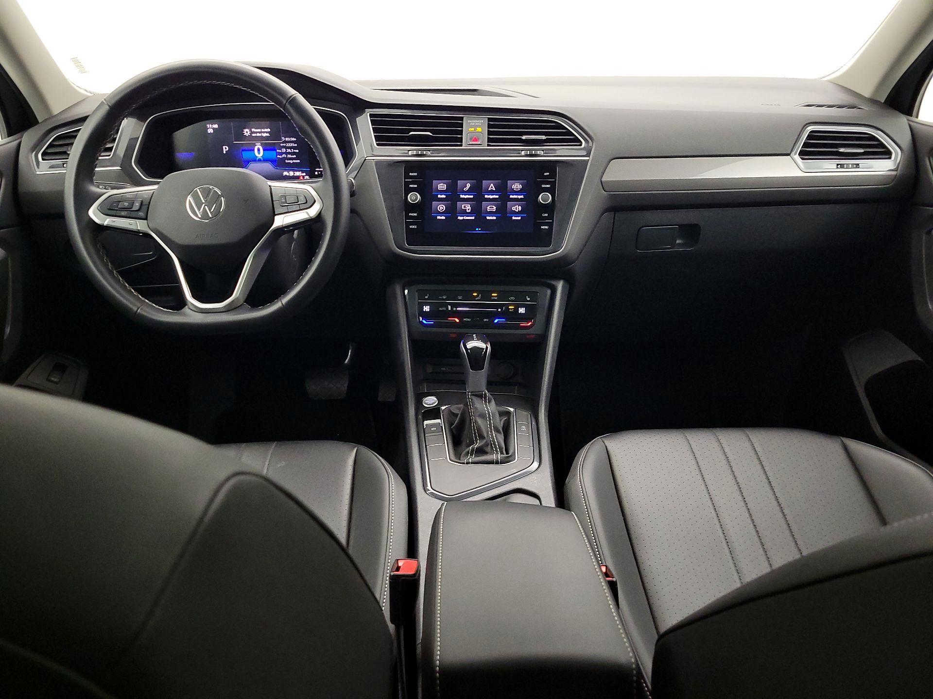 Thumbnail: 2024 Volkswagen Tiguan - 9