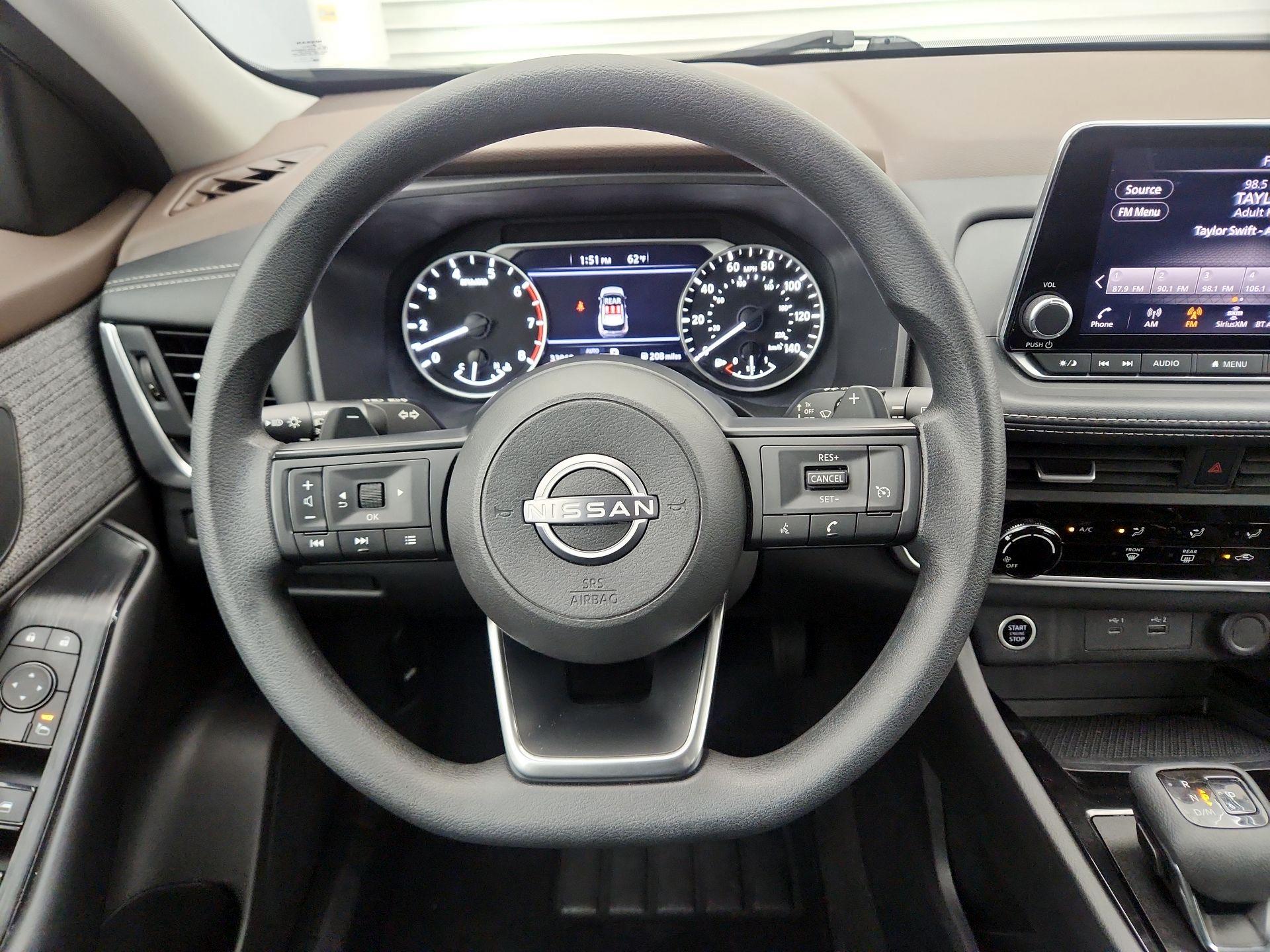 Thumbnail: 2023 Nissan Rogue - 10