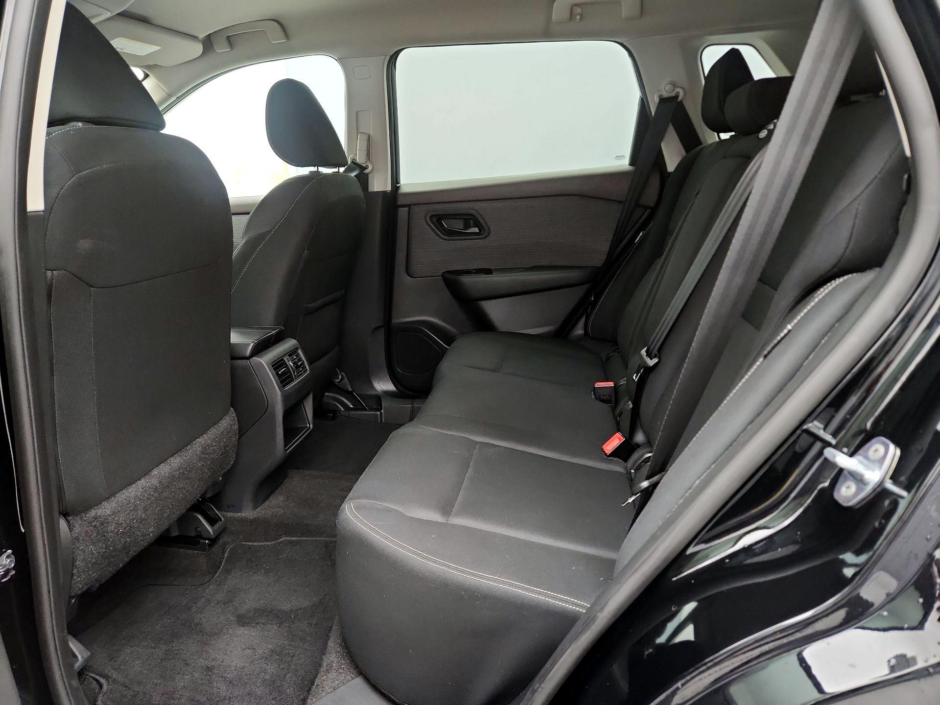 Thumbnail: 2023 Nissan Rogue - 19