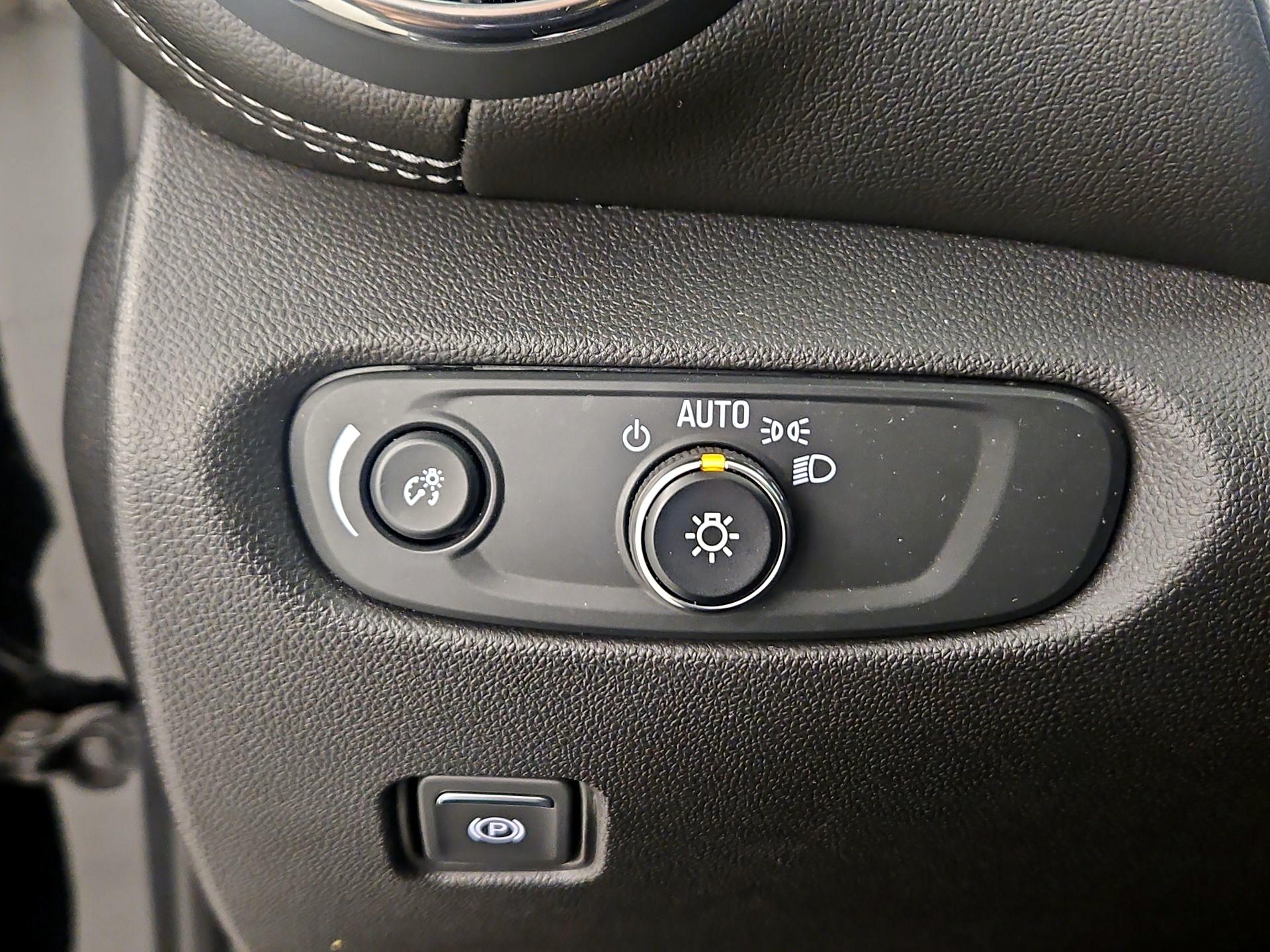 Thumbnail: 2023 Chevrolet Blazer - 13