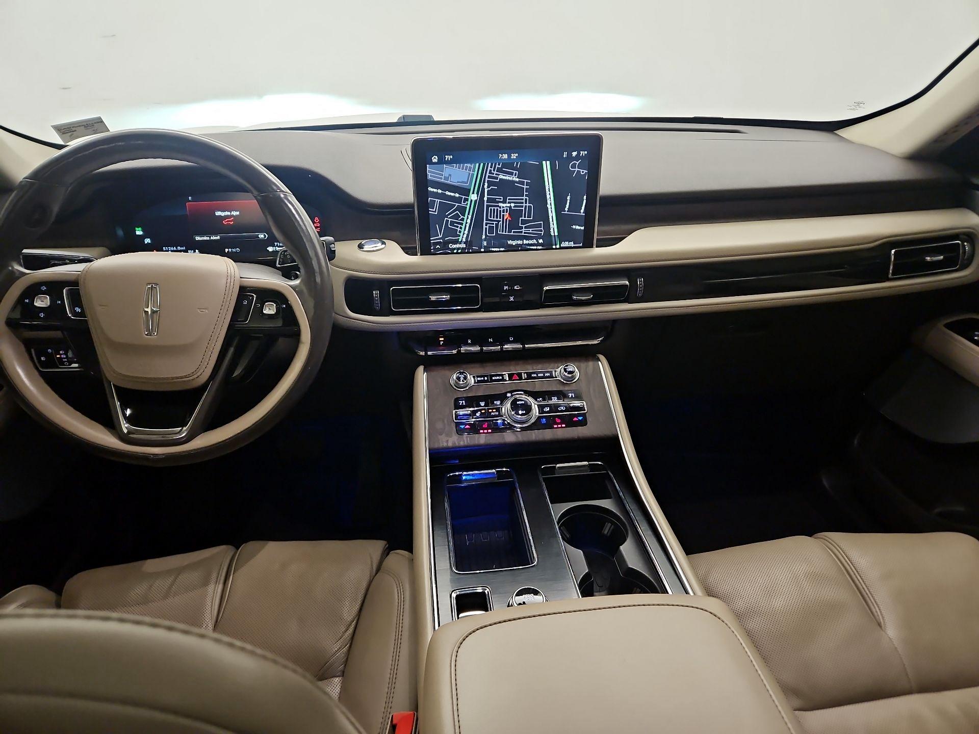 Thumbnail: 2020 Lincoln Aviator - 9