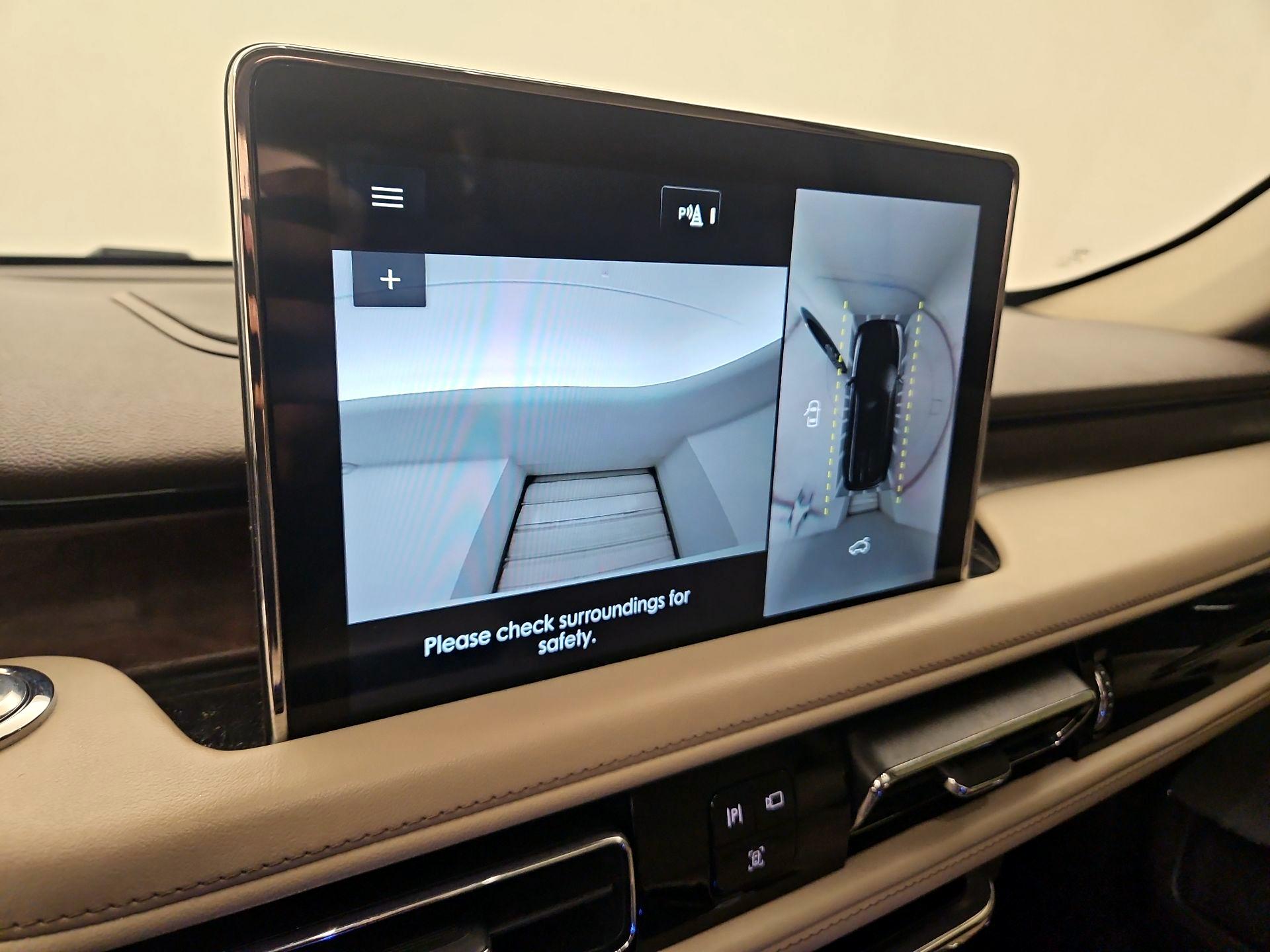 Thumbnail: 2020 Lincoln Aviator - 15