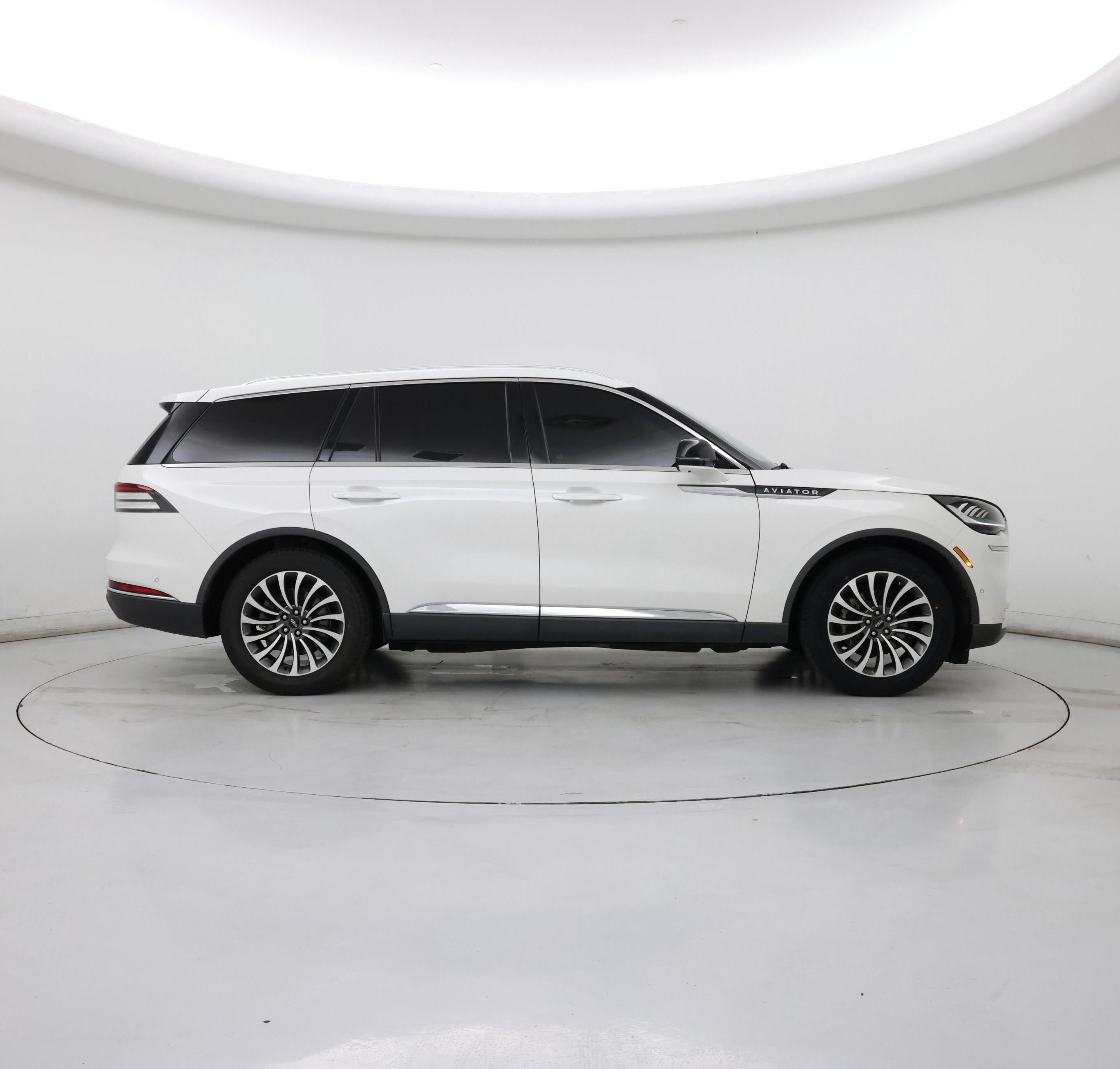 Thumbnail: 2020 Lincoln Aviator - 7