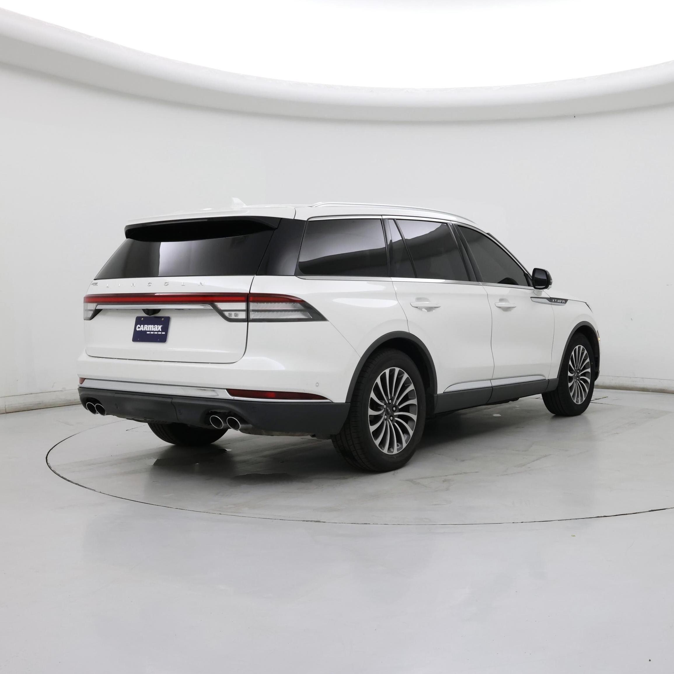 Thumbnail: 2020 Lincoln Aviator - 8