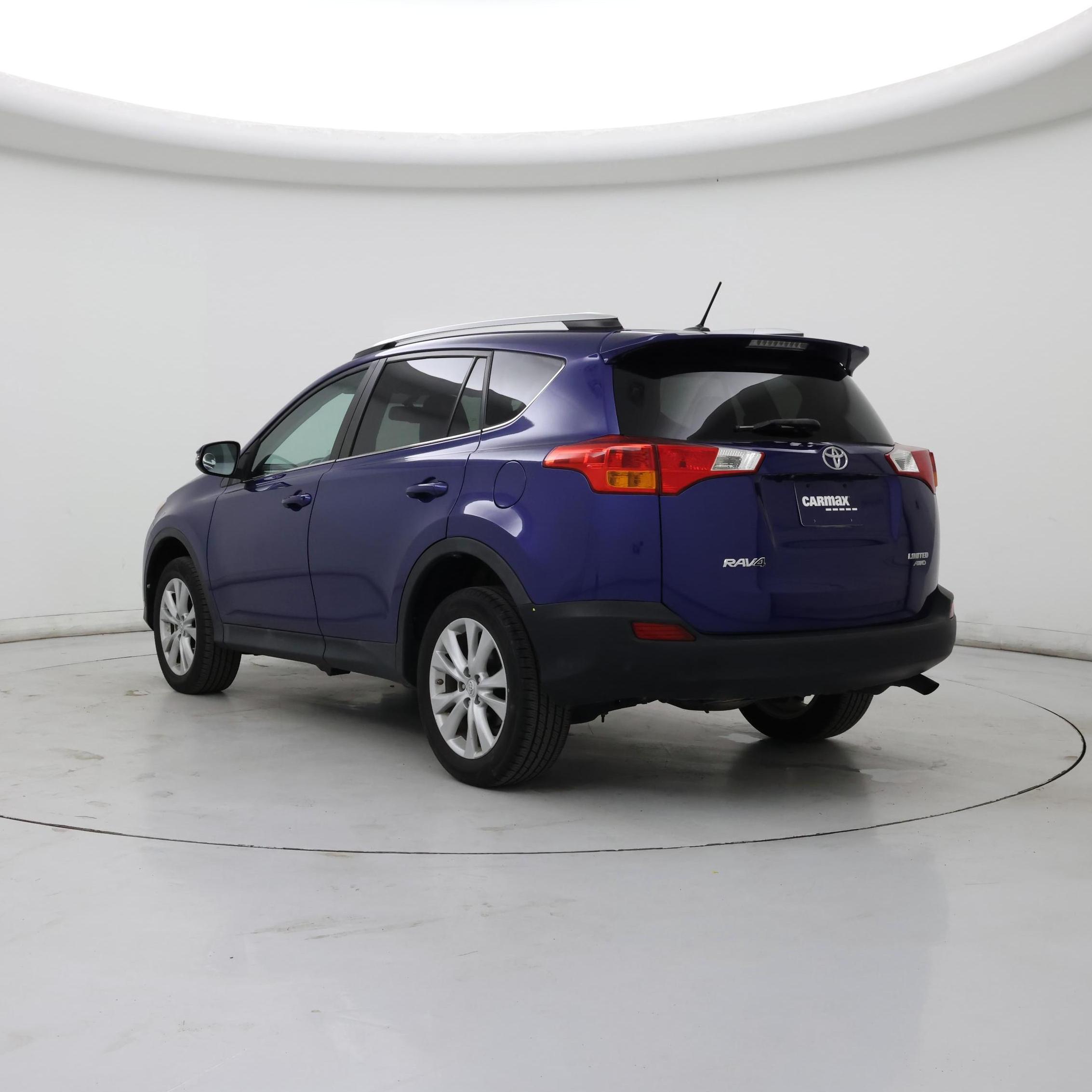 Thumbnail: 2015 Toyota RAV4 - 2