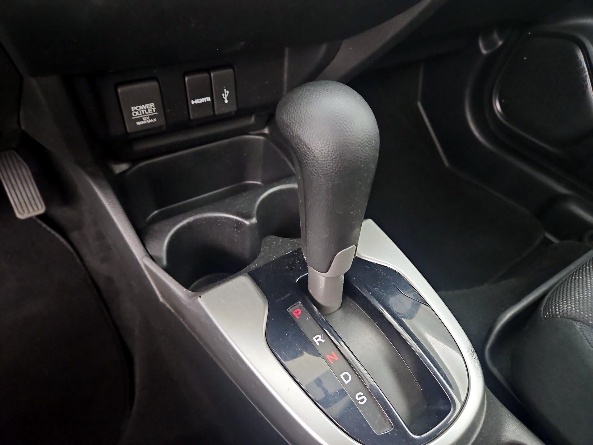 Thumbnail: 2015 Honda Fit - 17