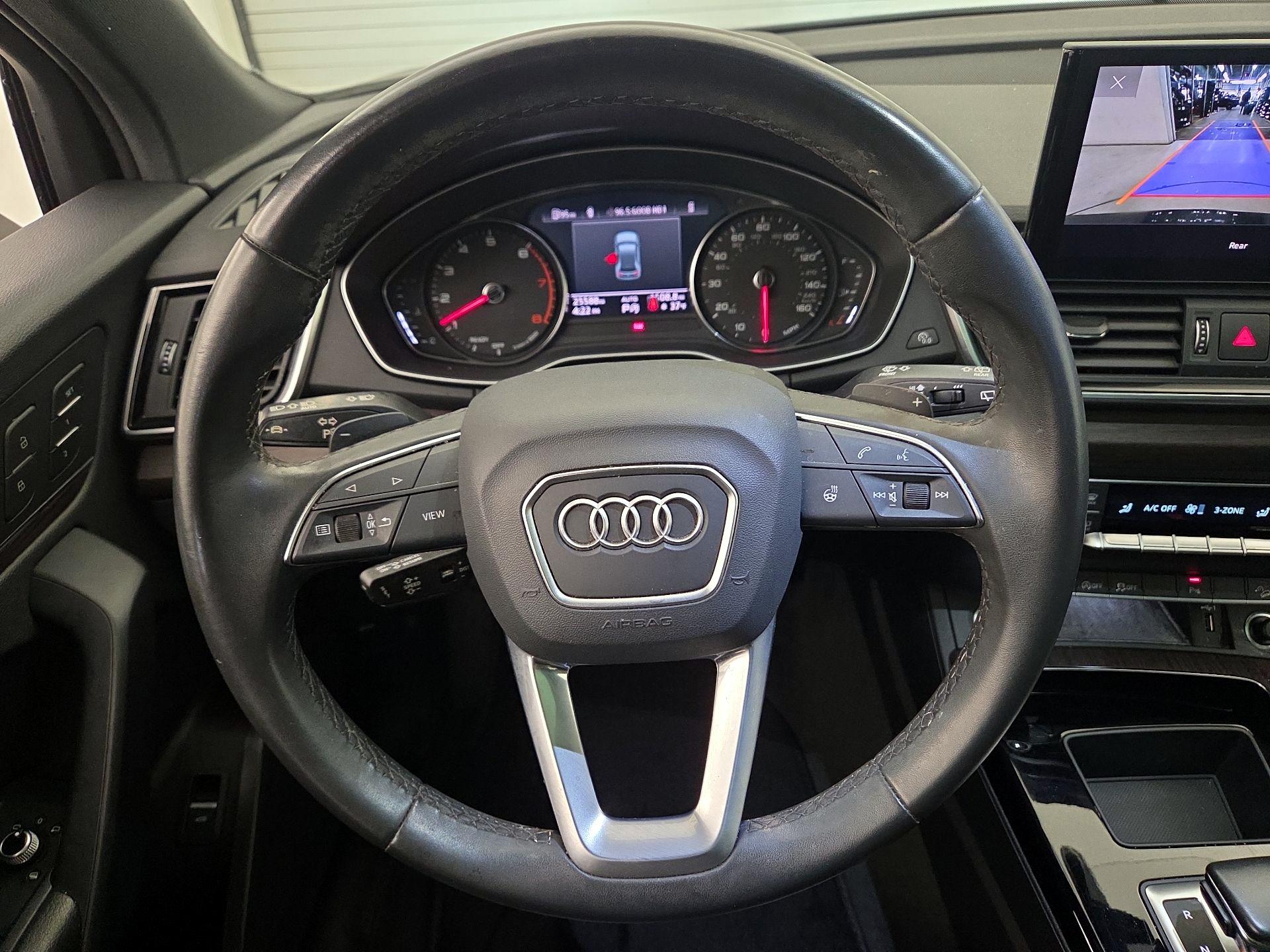 Thumbnail: 2023 Audi Q5 - 10