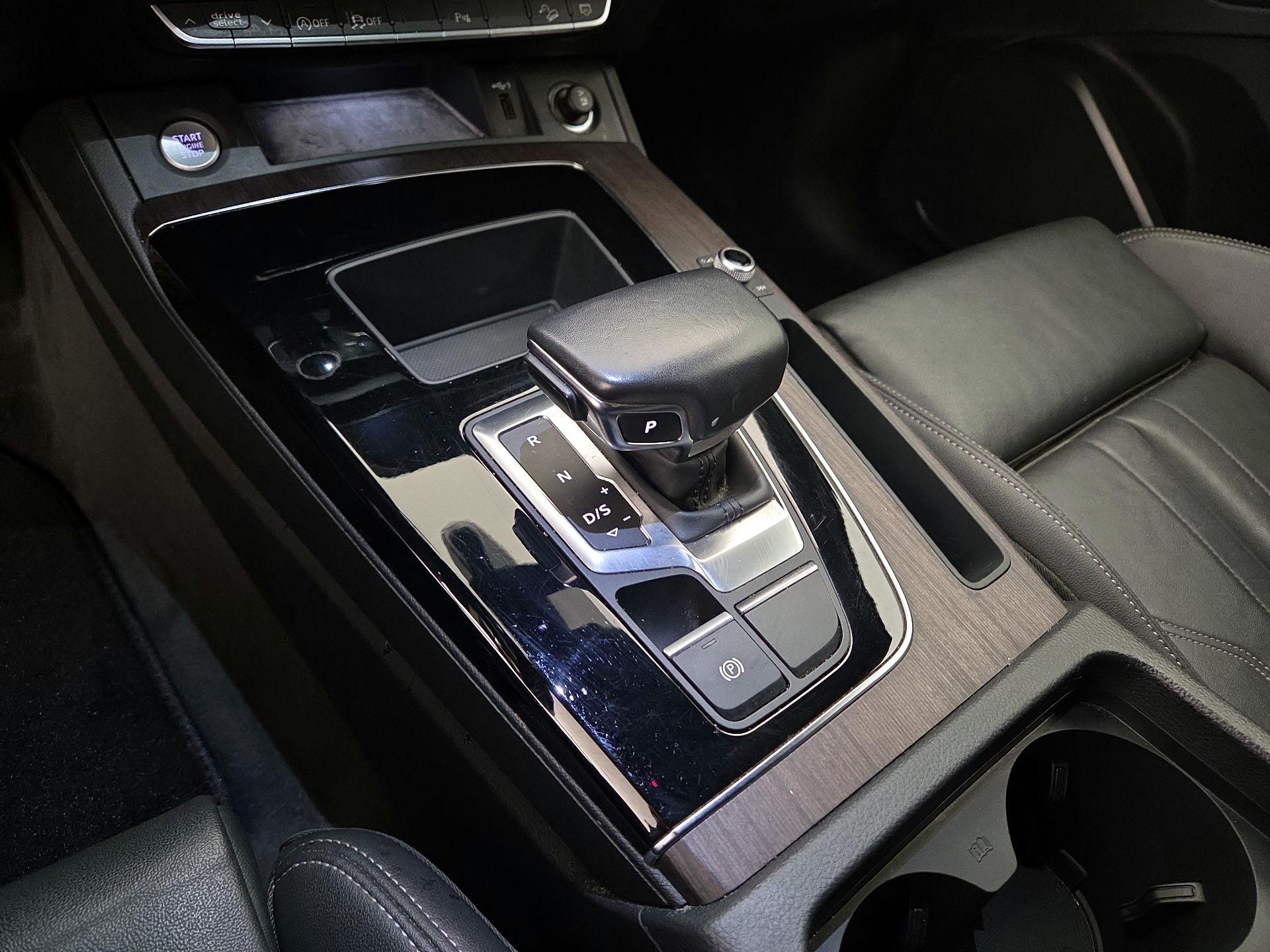 Thumbnail: 2023 Audi Q5 - 17