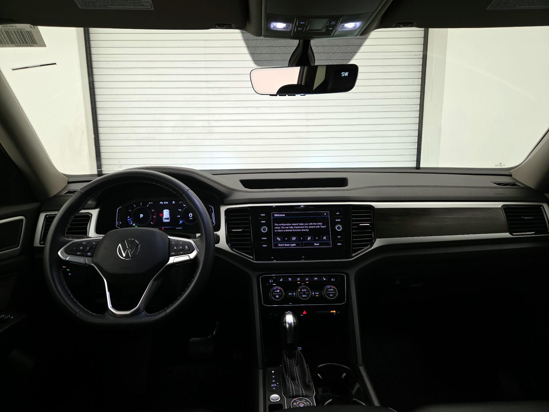 Thumbnail: 2022 Volkswagen Atlas - 9