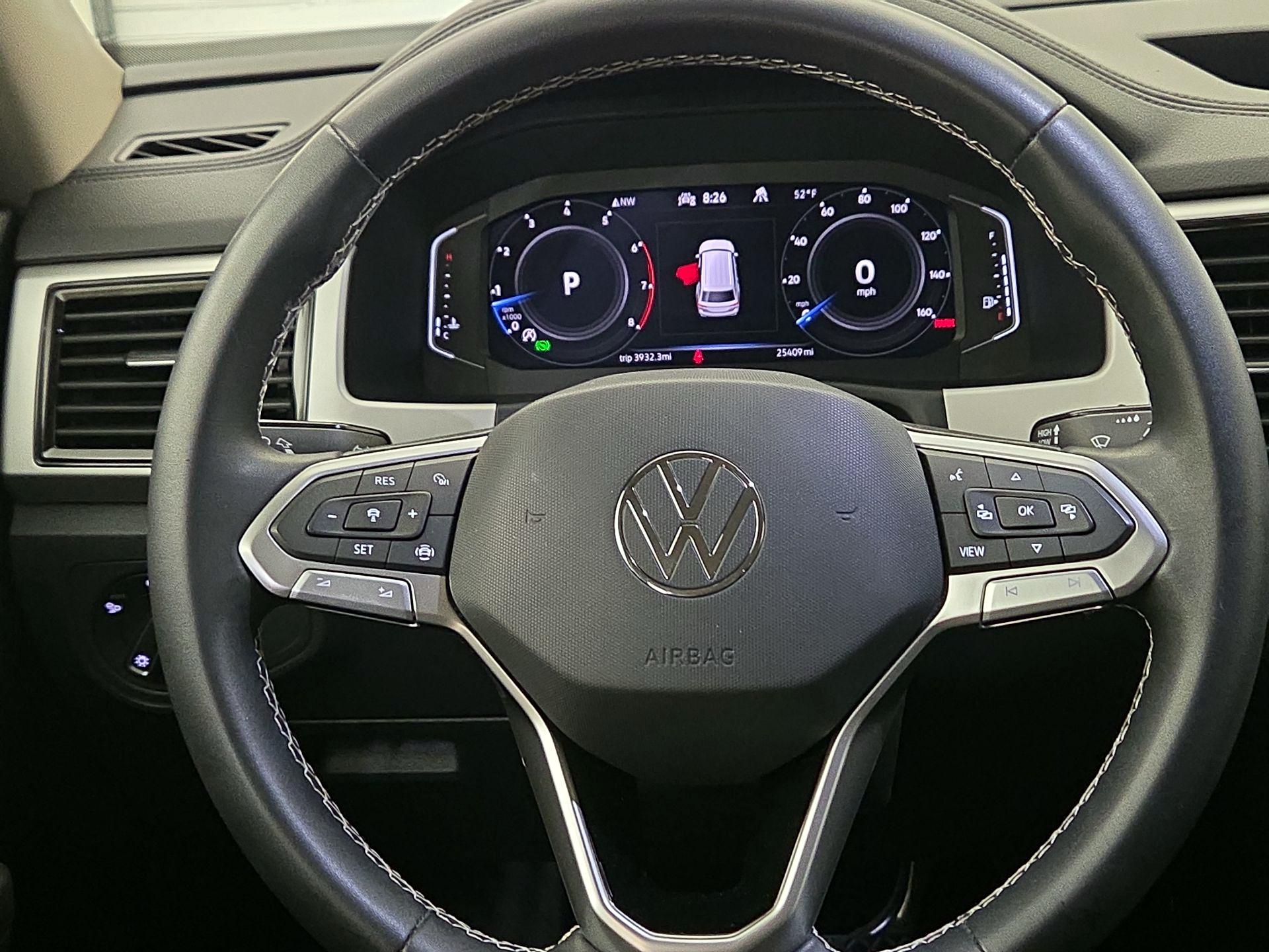 Thumbnail: 2022 Volkswagen Atlas - 10