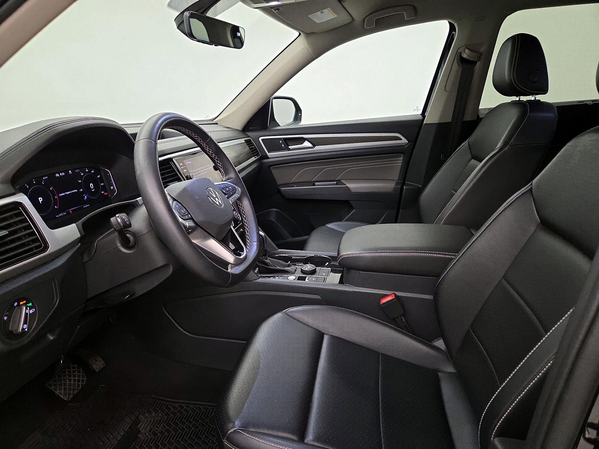 Thumbnail: 2022 Volkswagen Atlas - 11