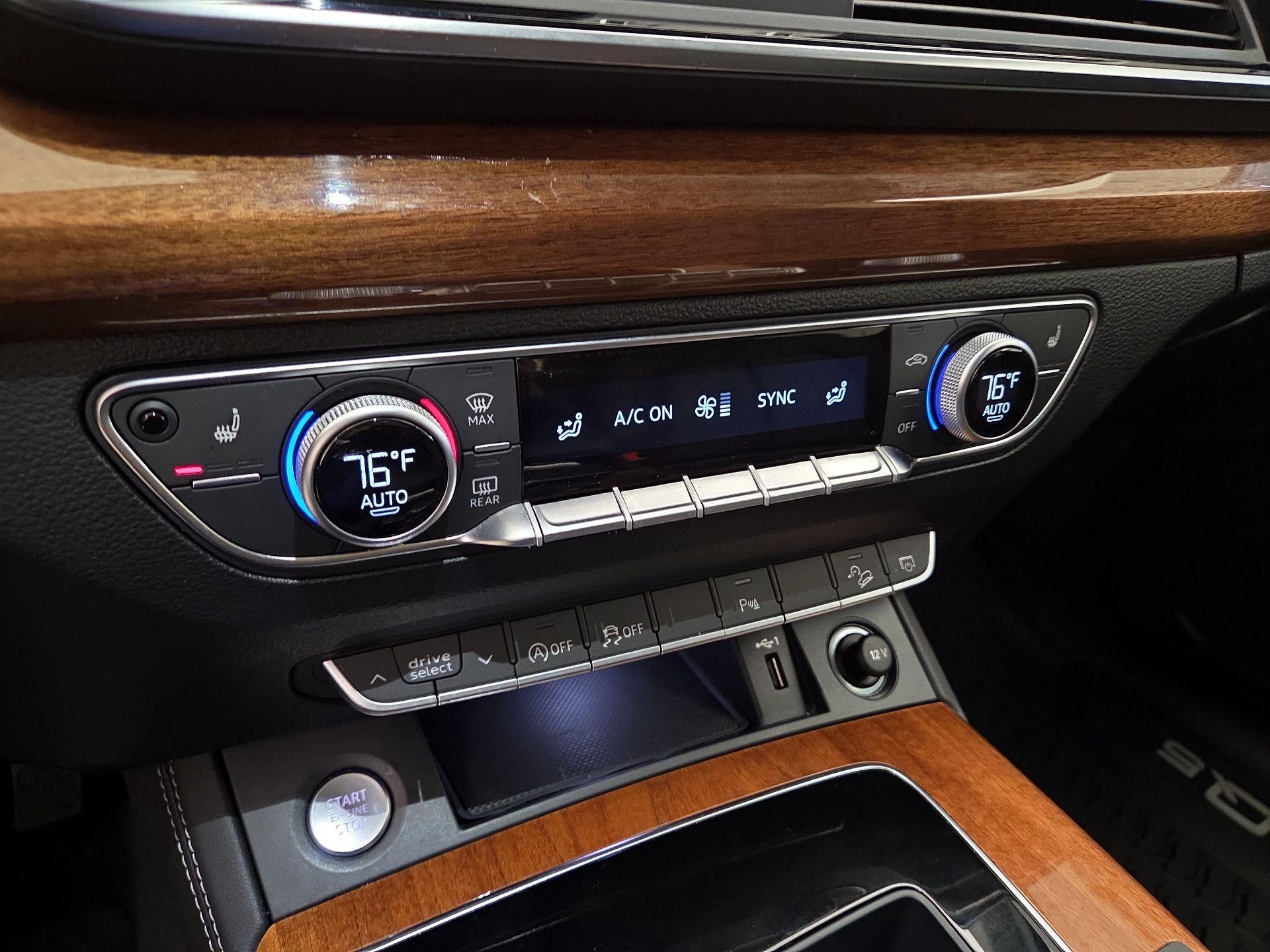 Thumbnail: 2022 Audi Q5 - 17