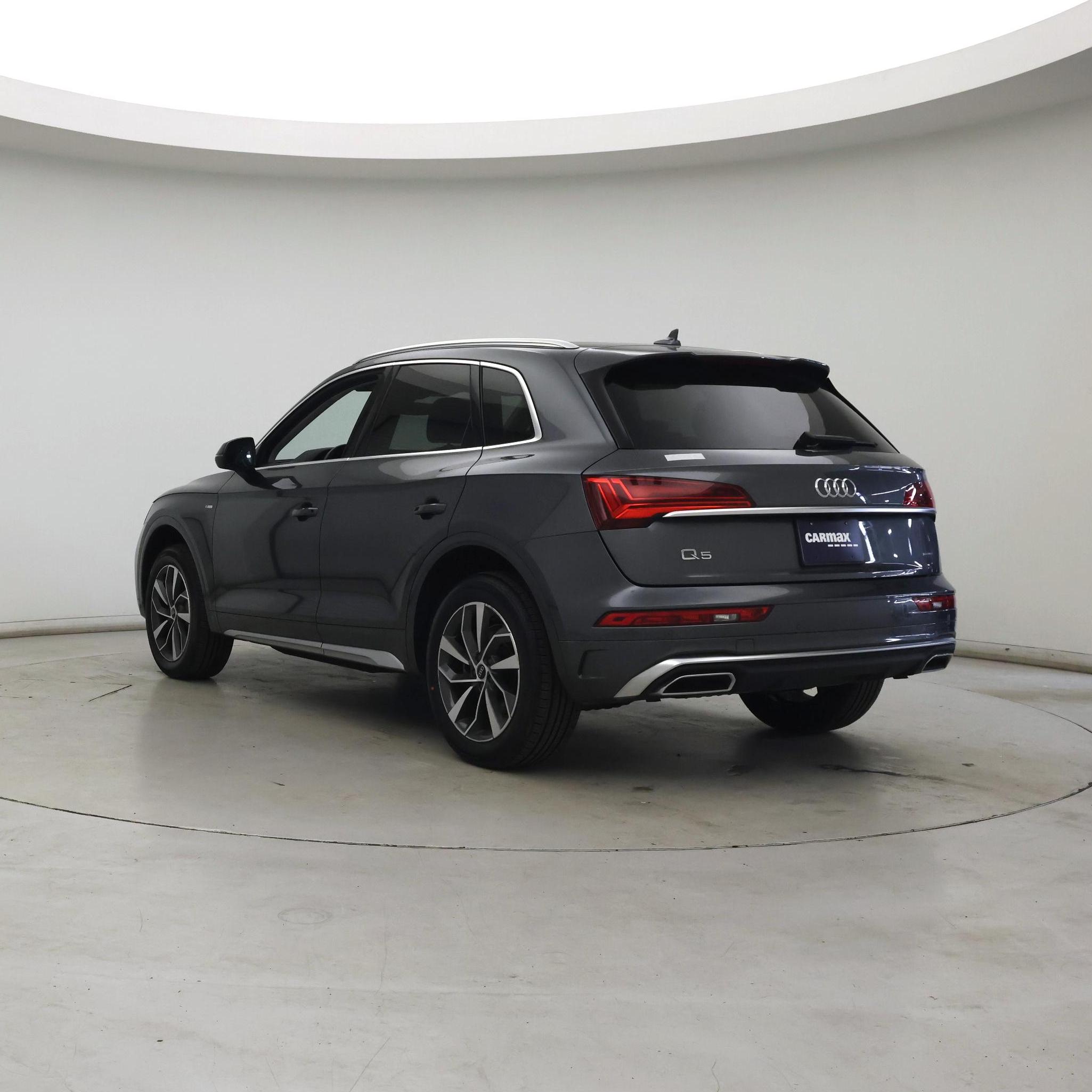 Thumbnail: 2022 Audi Q5 - 2
