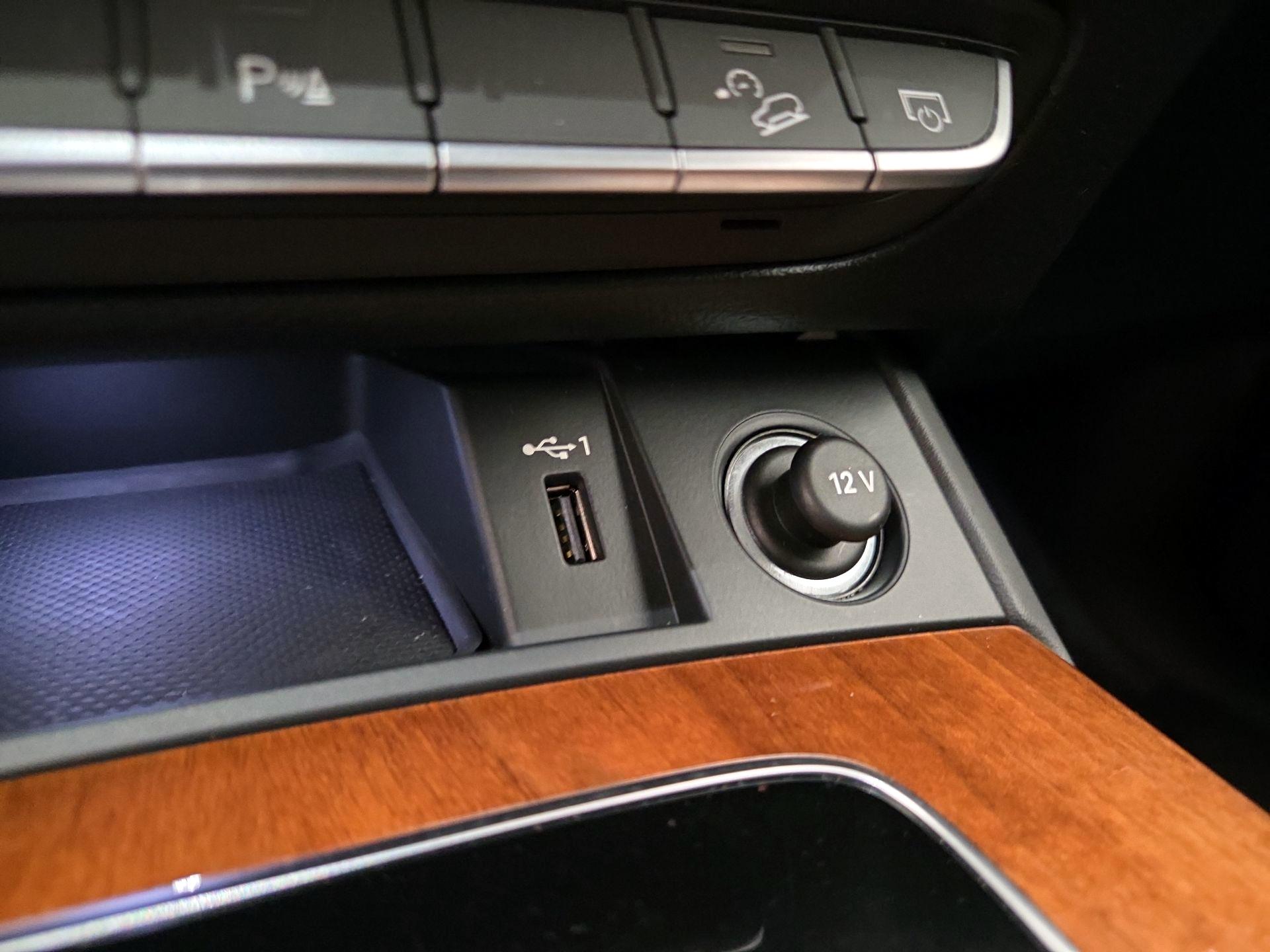 Thumbnail: 2022 Audi Q5 - 19