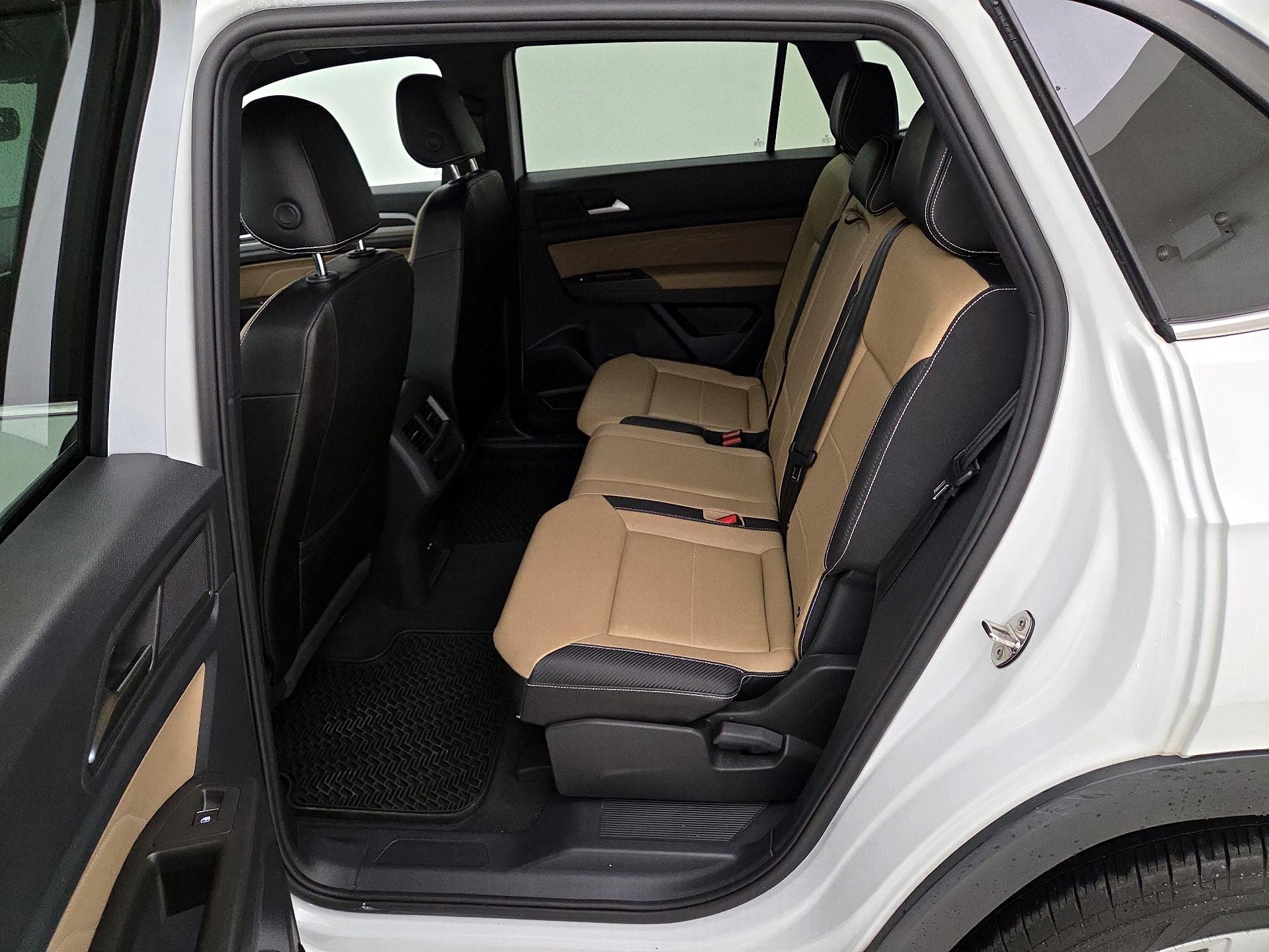 Thumbnail: 2022 Volkswagen Atlas - 19