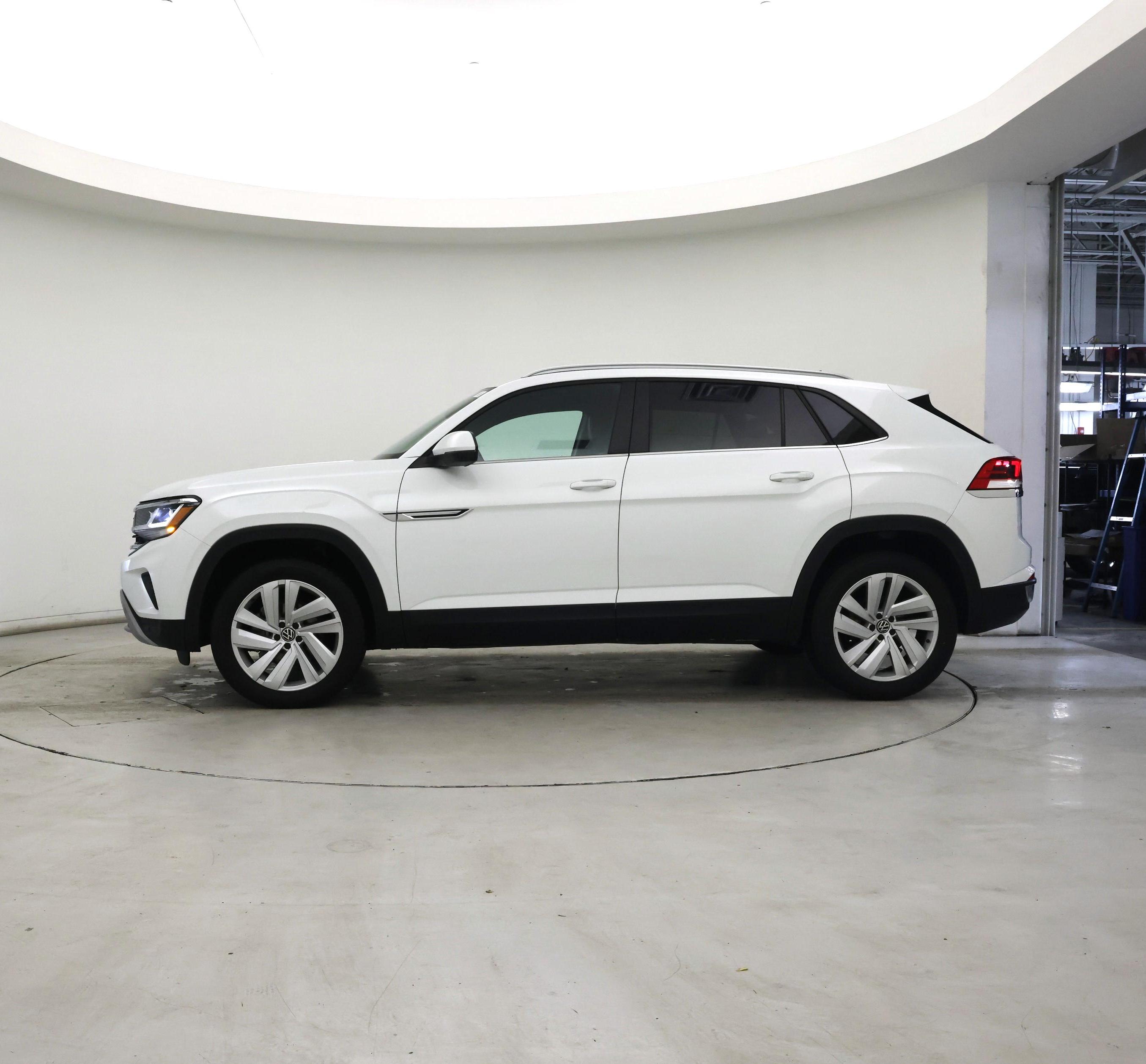 Thumbnail: 2022 Volkswagen Atlas - 3