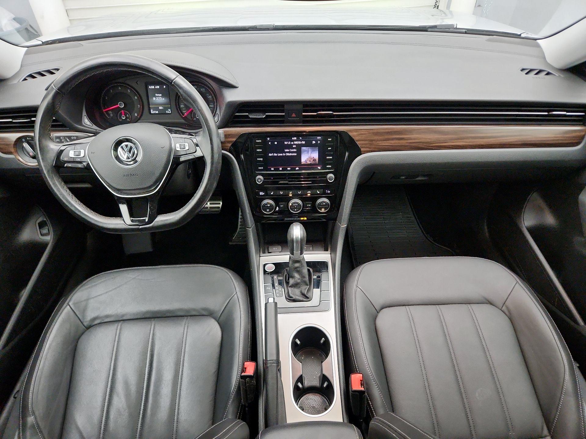 Thumbnail: 2020 Volkswagen Passat - 9