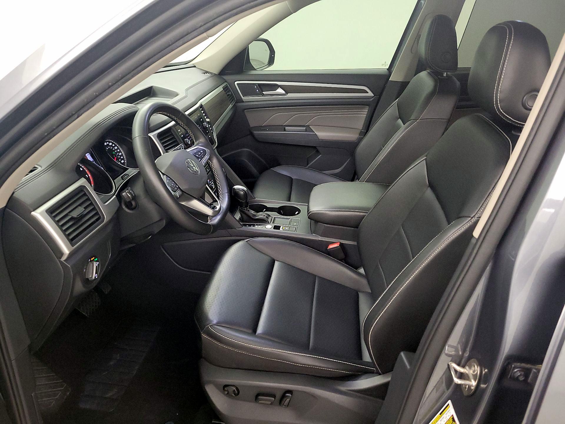 Thumbnail: 2021 Volkswagen Atlas - 11