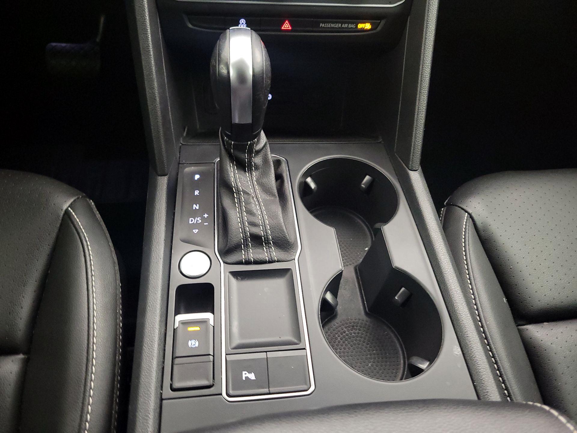 Thumbnail: 2021 Volkswagen Atlas - 17