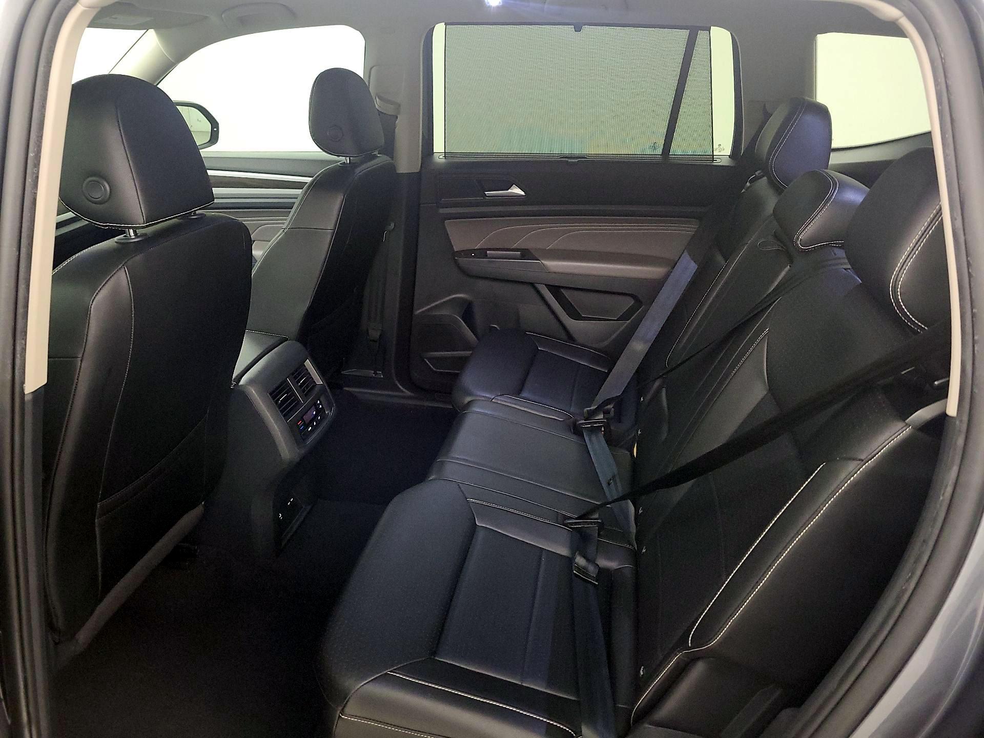 Thumbnail: 2021 Volkswagen Atlas - 20