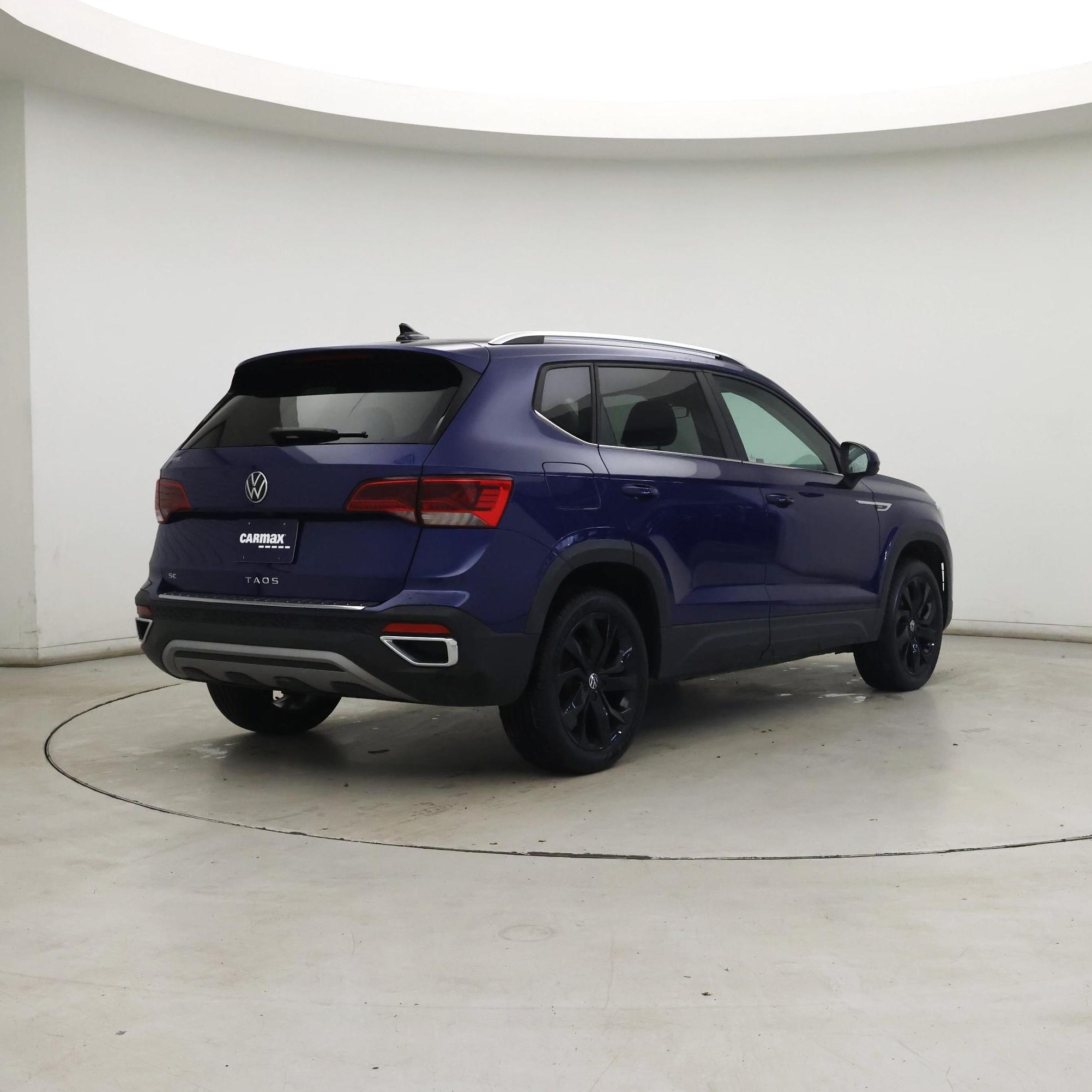 Thumbnail: 2023 Volkswagen Taos - 8