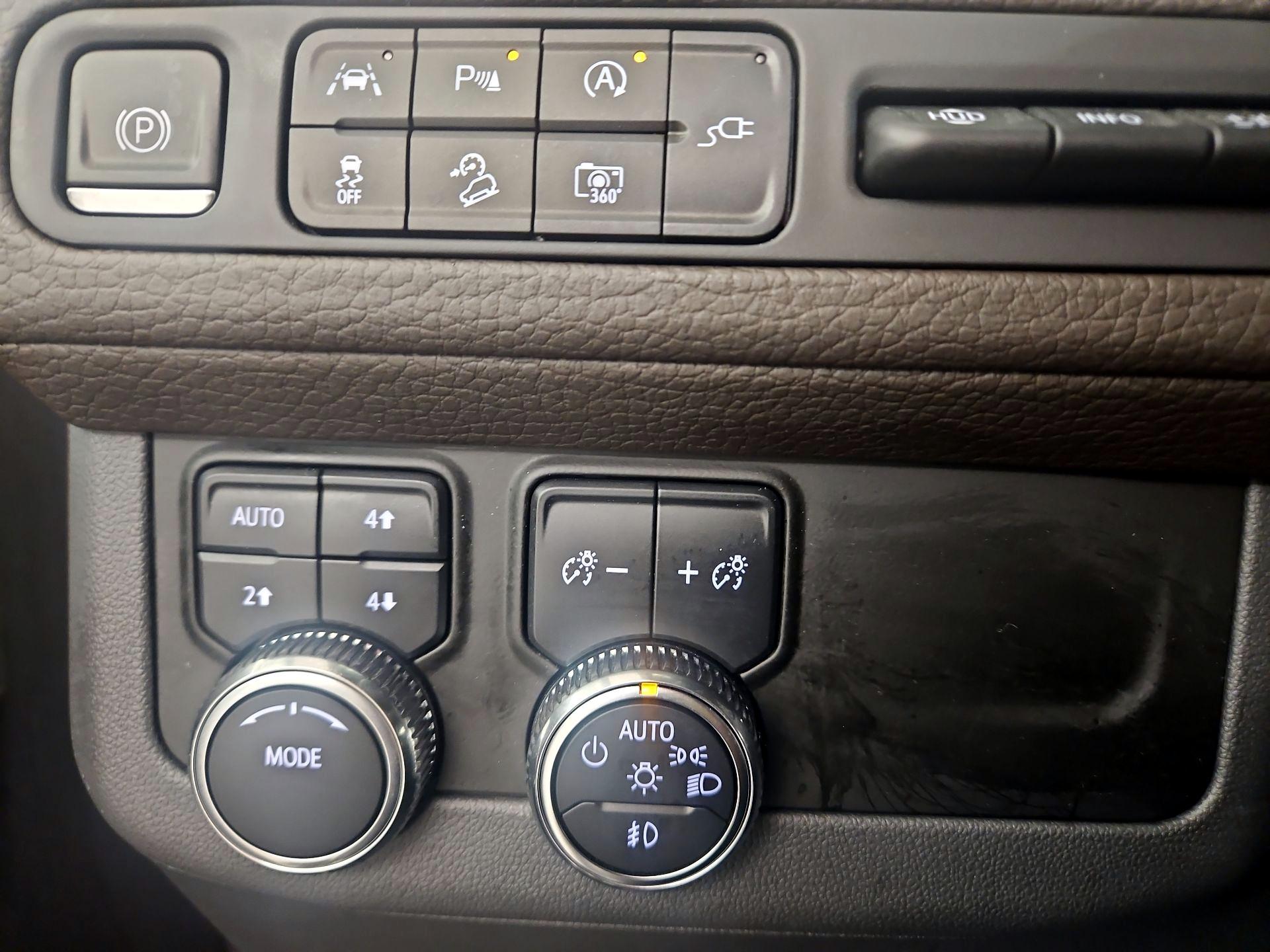 Thumbnail: 2022 GMC Yukon - 13