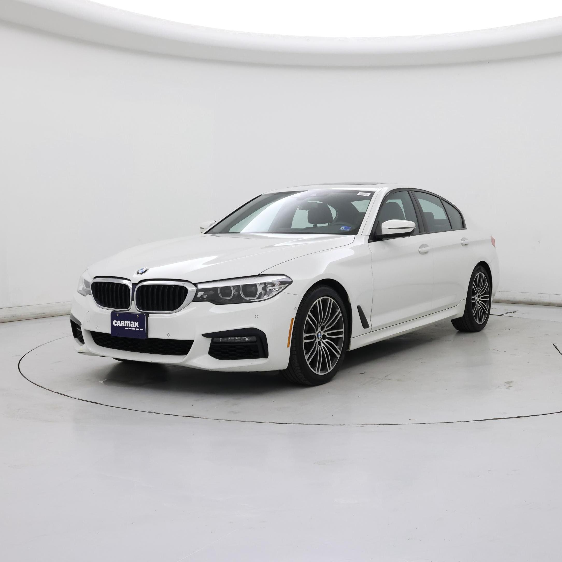 Thumbnail: 2019 BMW 5 Series - 4