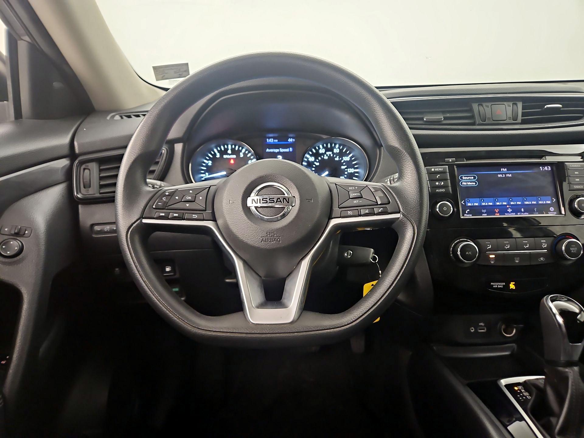 Thumbnail: 2018 Nissan Rogue - 10