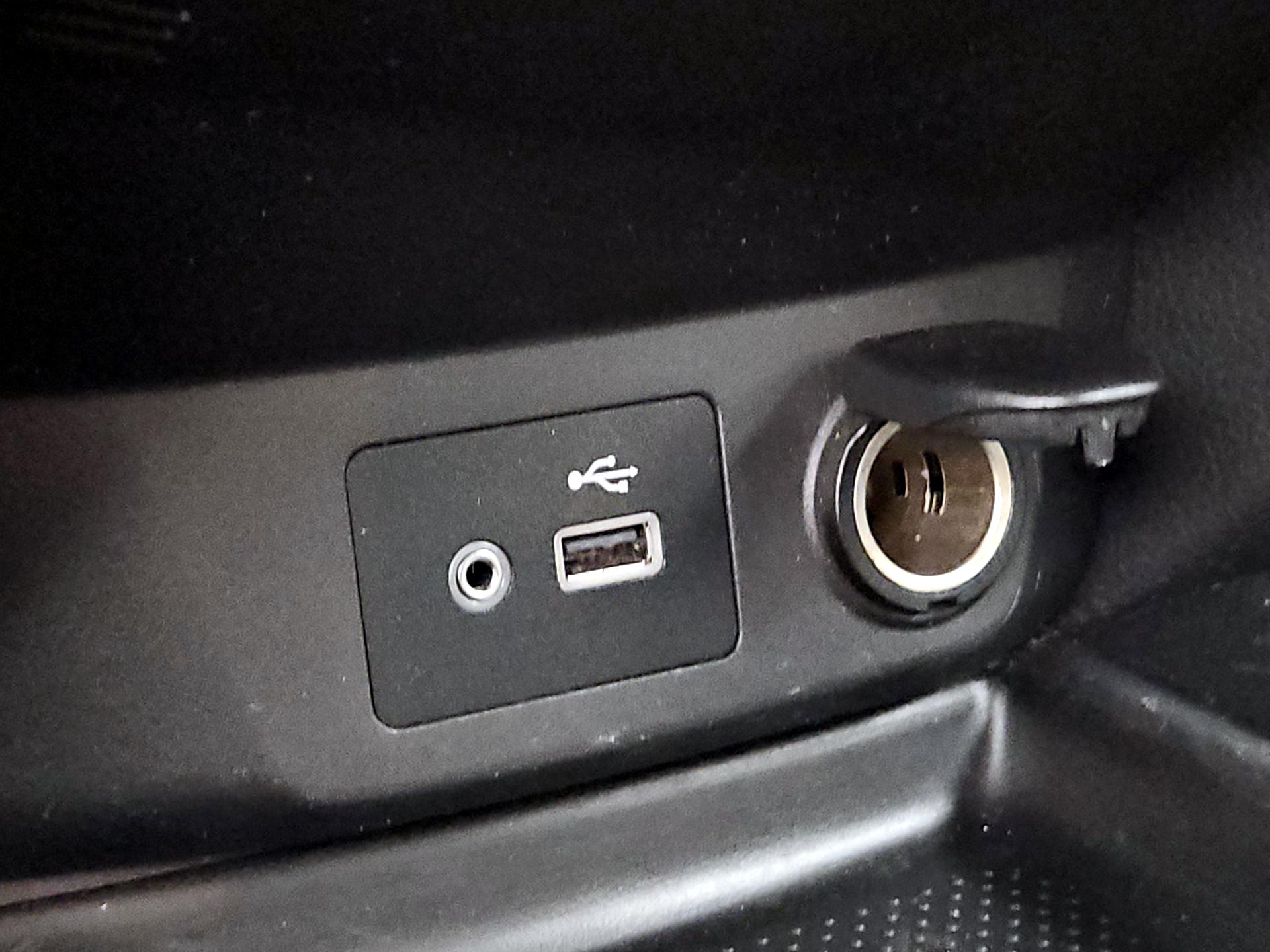 Thumbnail: 2018 Nissan Rogue - 18