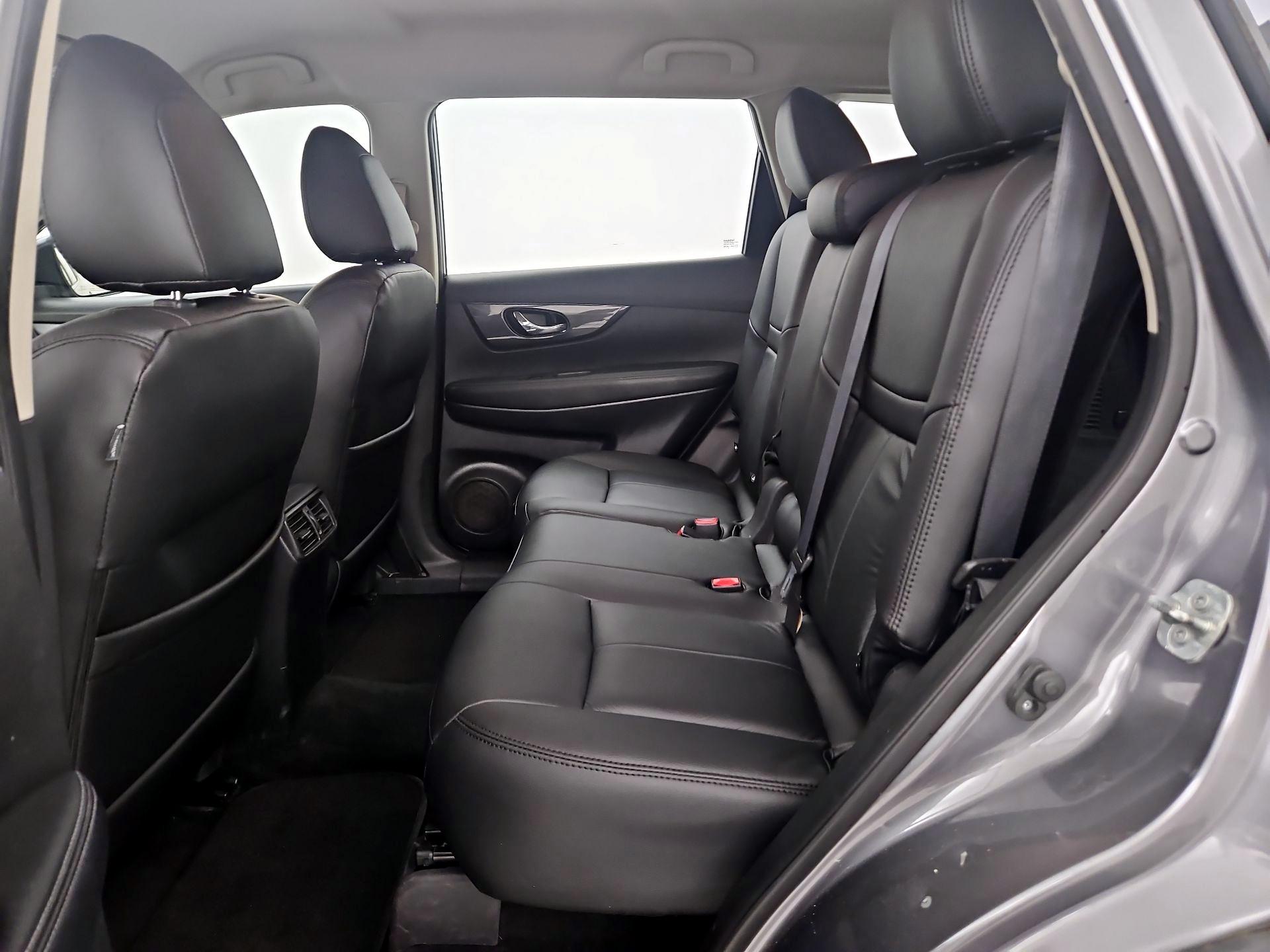 Thumbnail: 2018 Nissan Rogue - 19