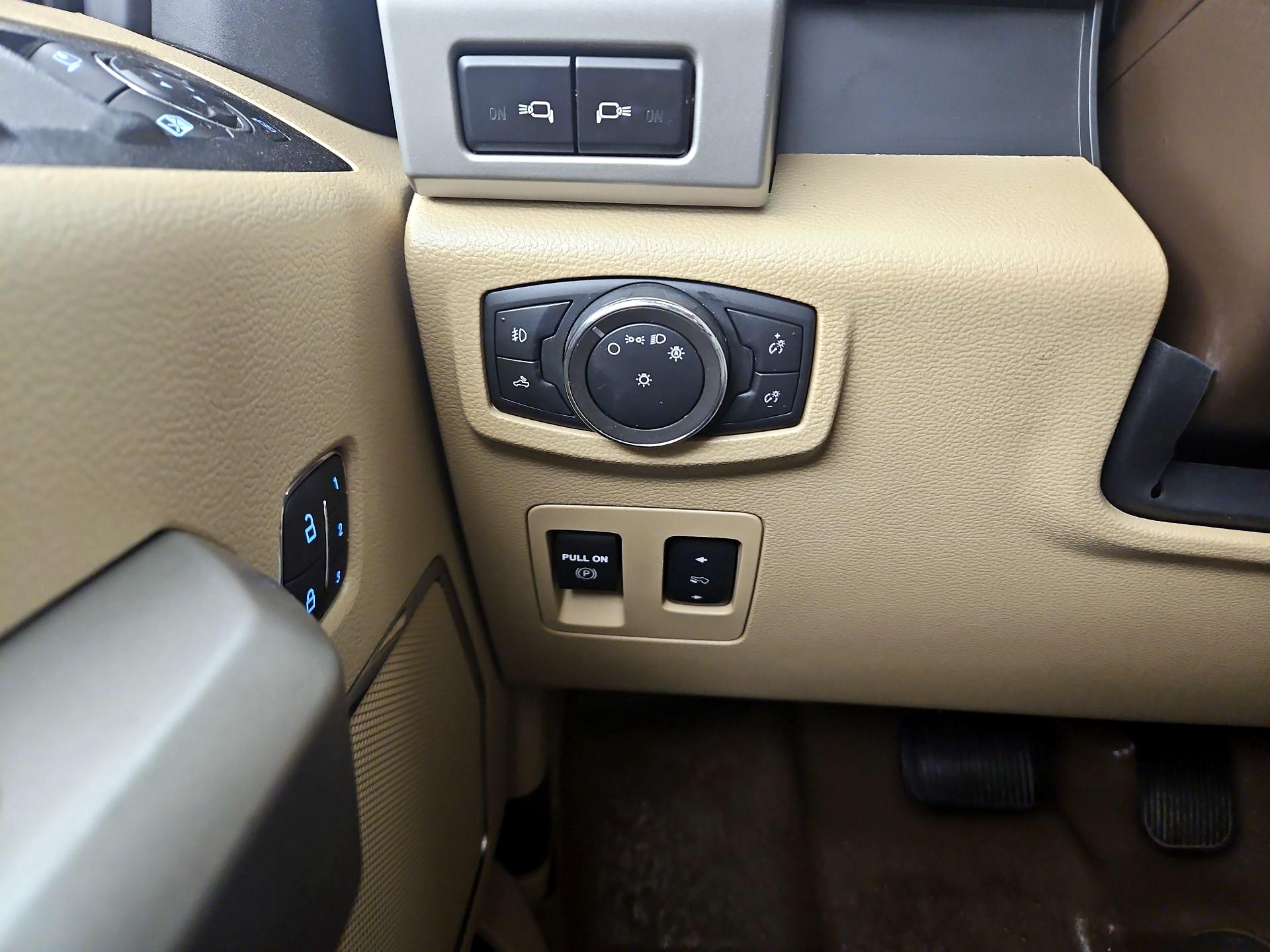 Thumbnail: 2019 Ford F-150 - 13