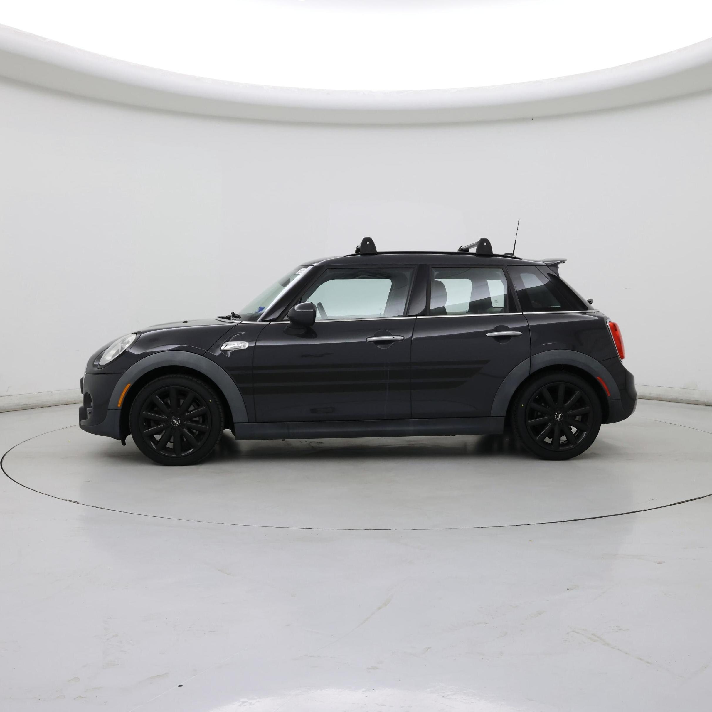 Thumbnail: 2015 MINI Cooper Hardtop - 3