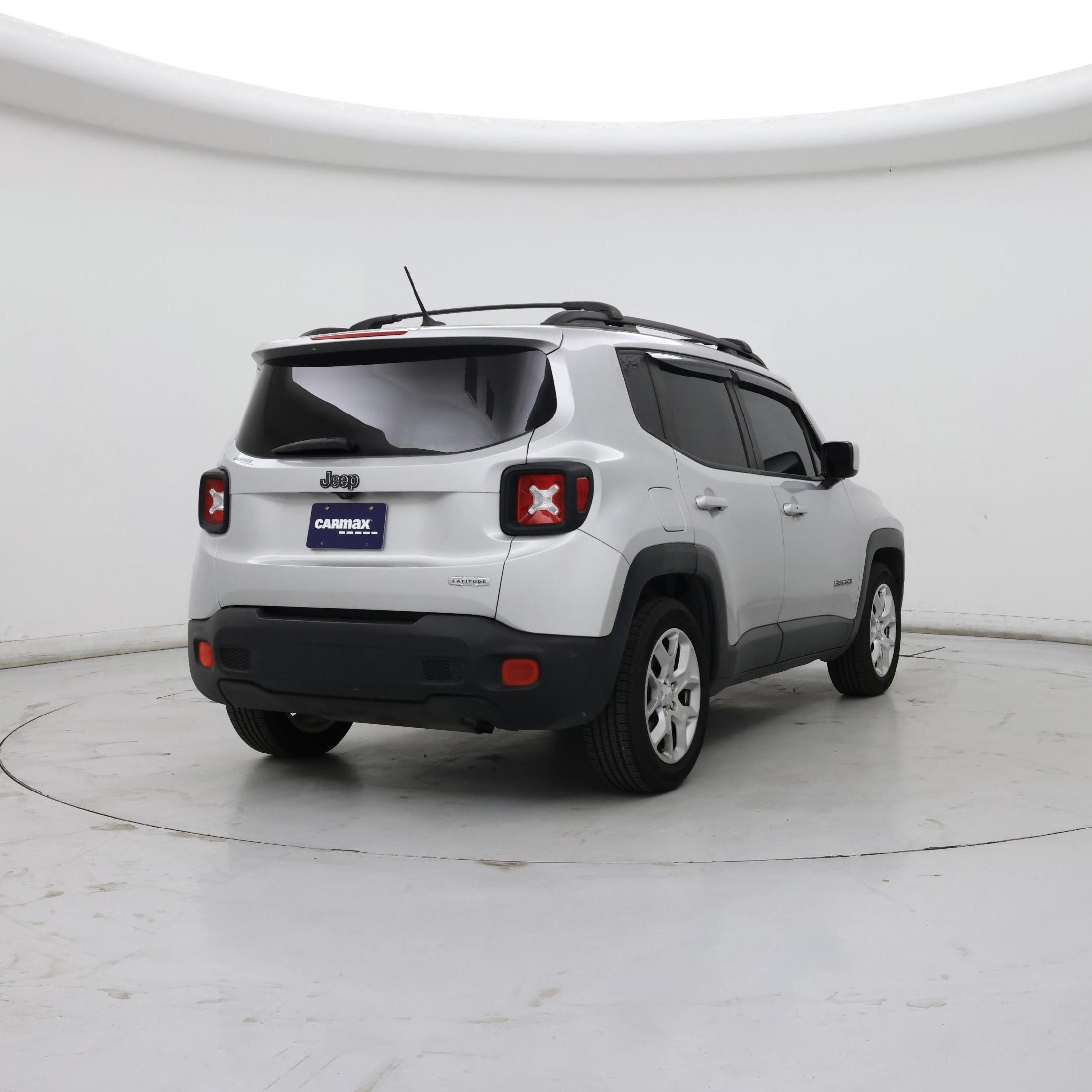 Thumbnail: 2017 Jeep Renegade - 8