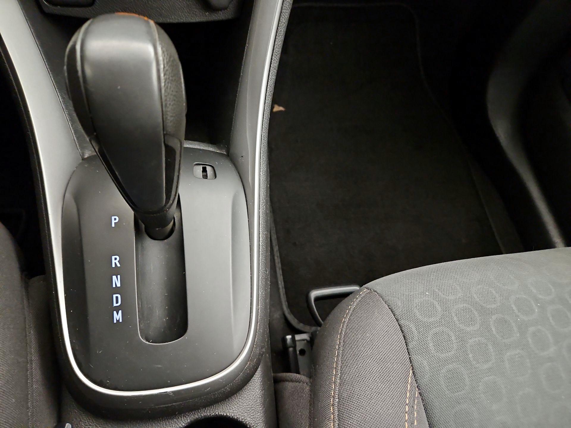 Thumbnail: 2017 Chevrolet Trax - 17