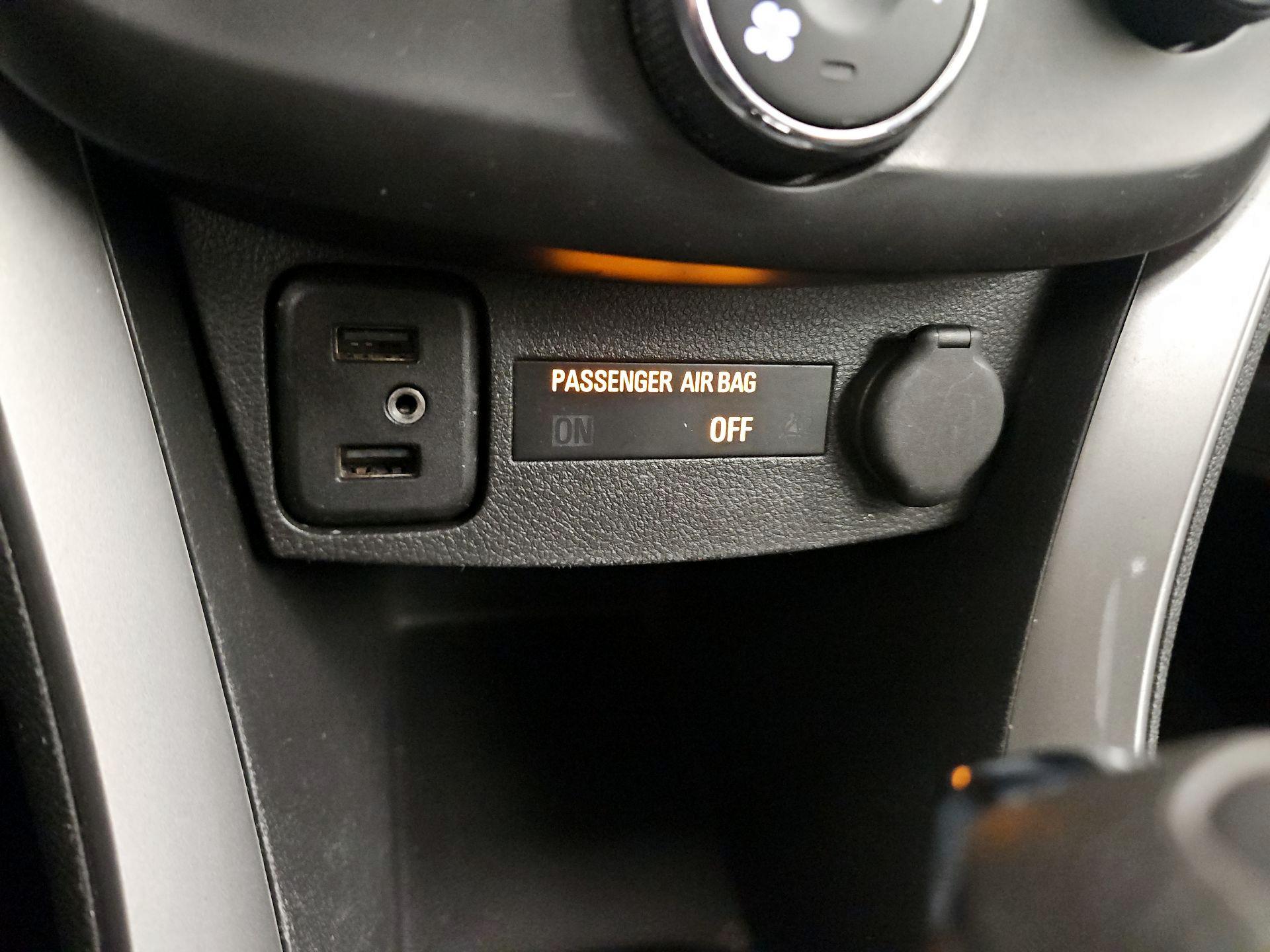 Thumbnail: 2017 Chevrolet Trax - 18