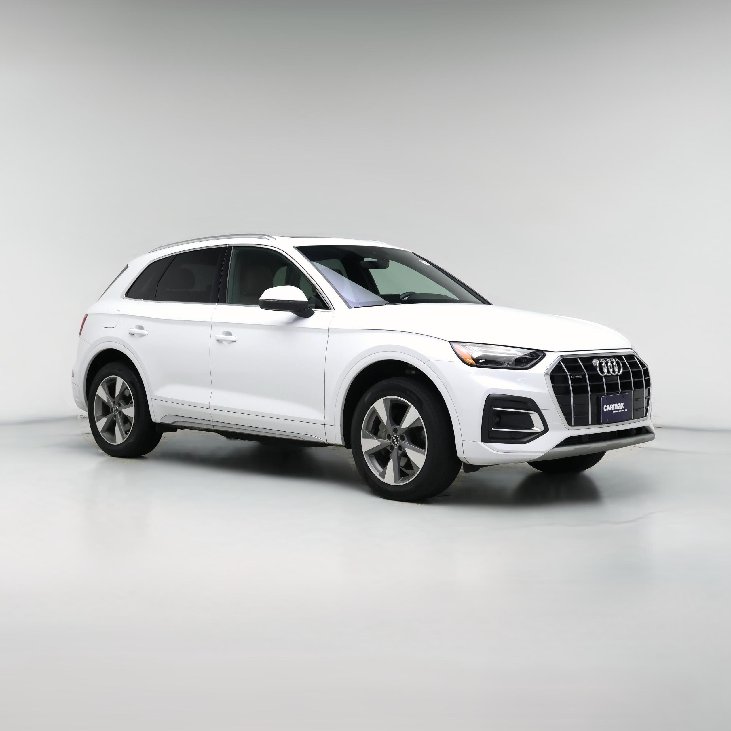 Thumbnail: 2022 Audi Q5 - 1