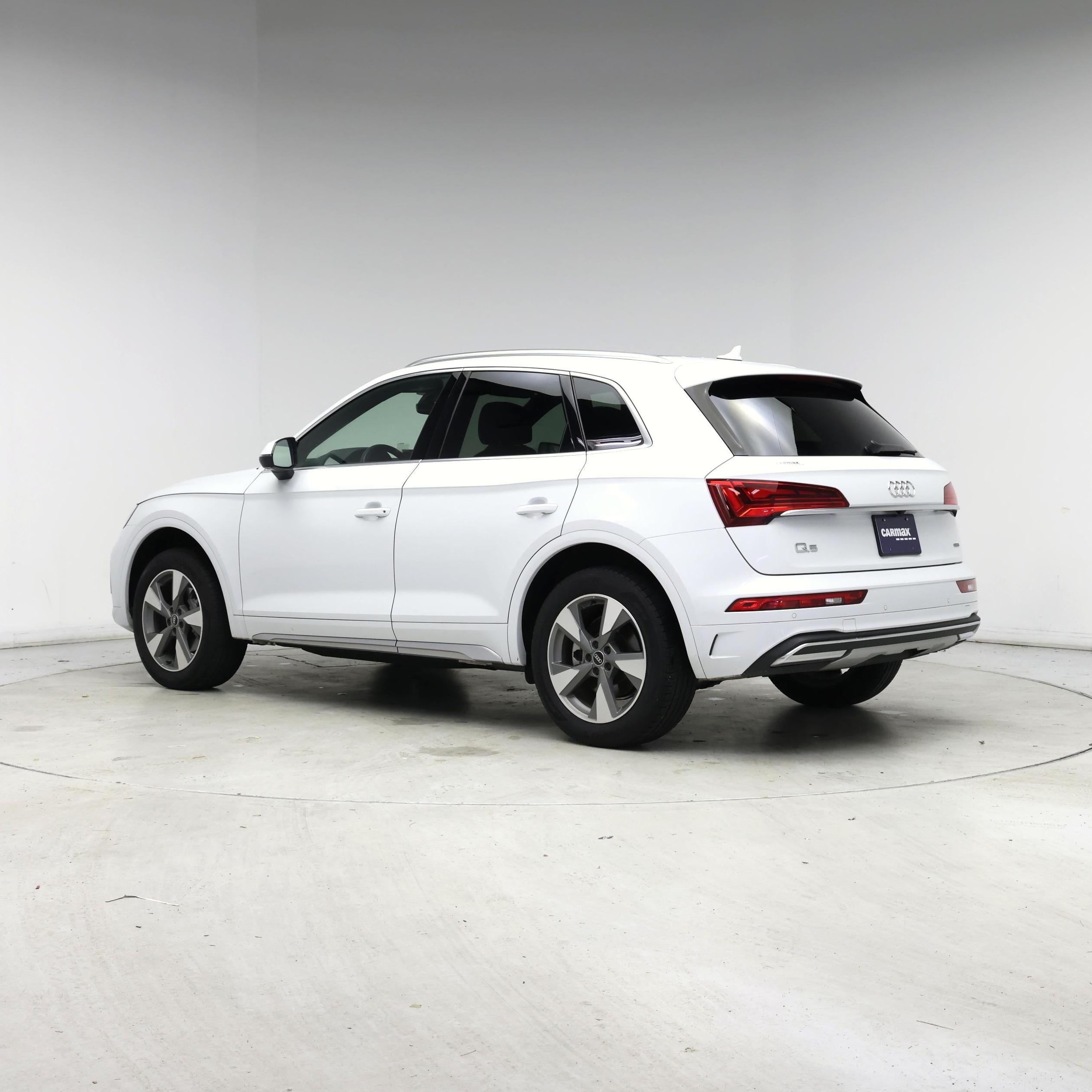 Thumbnail: 2022 Audi Q5 - 2